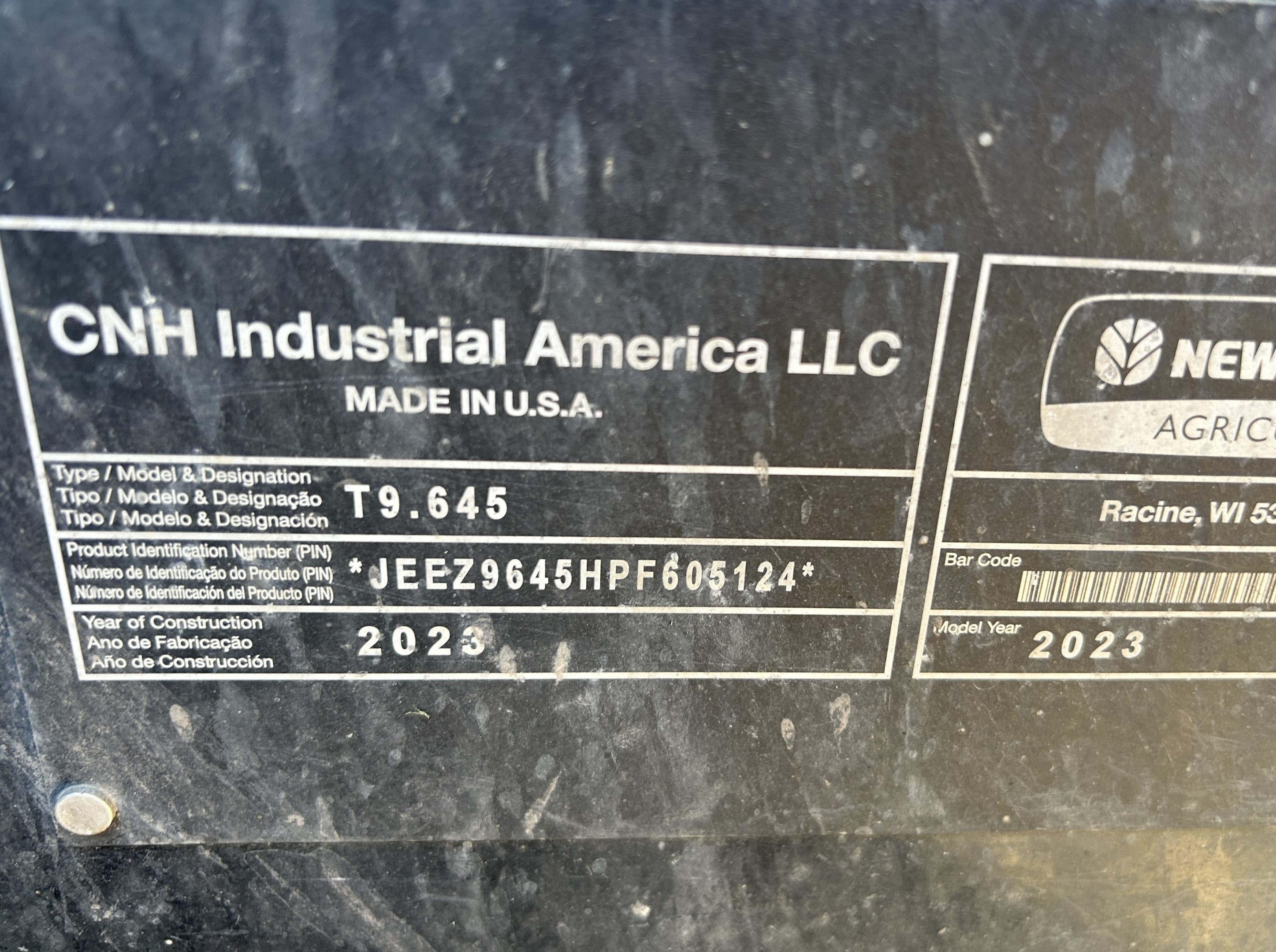 2023 New Holland T9.645 Tractor Rubber Track