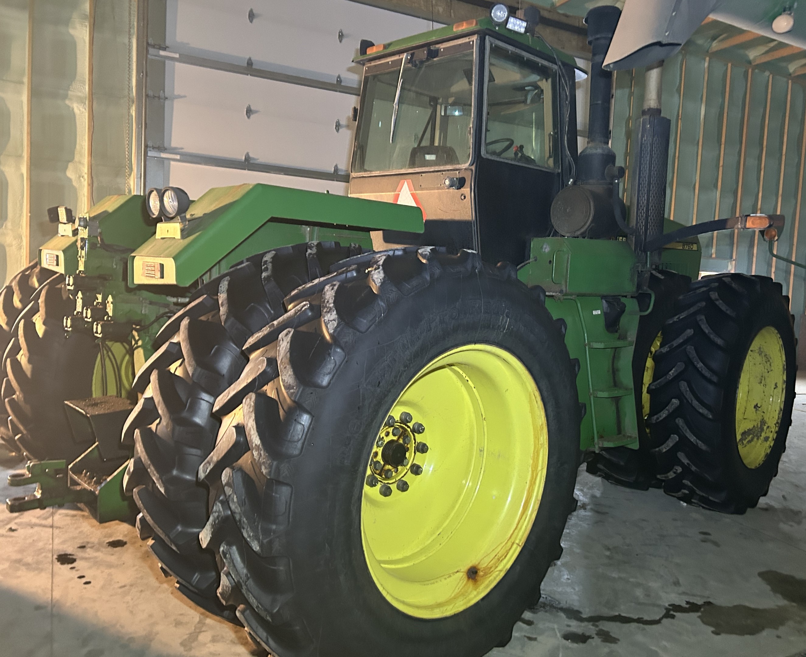 1992 John Deere 8760 Tractor 4WD