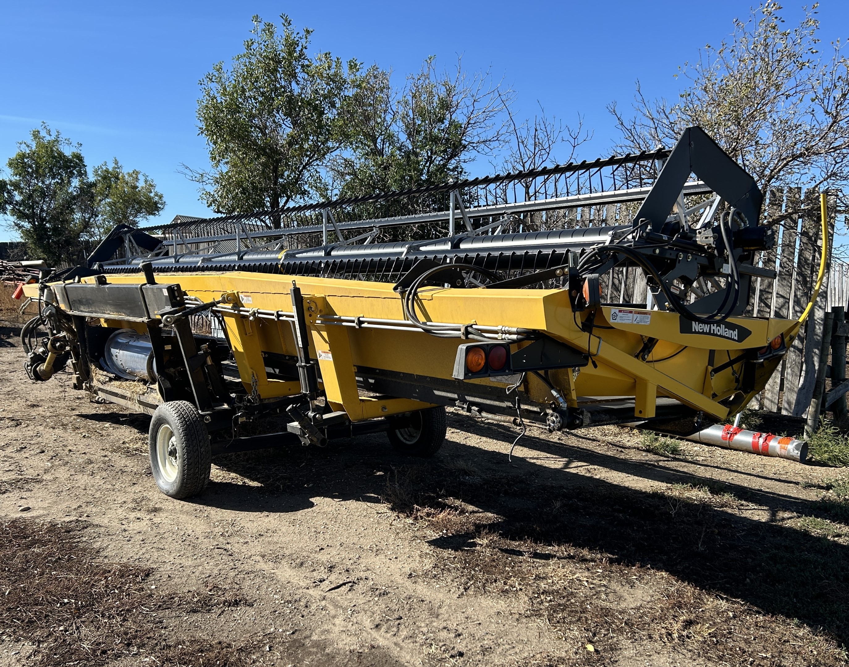 2007 New Holland 94C-30 Header Draper