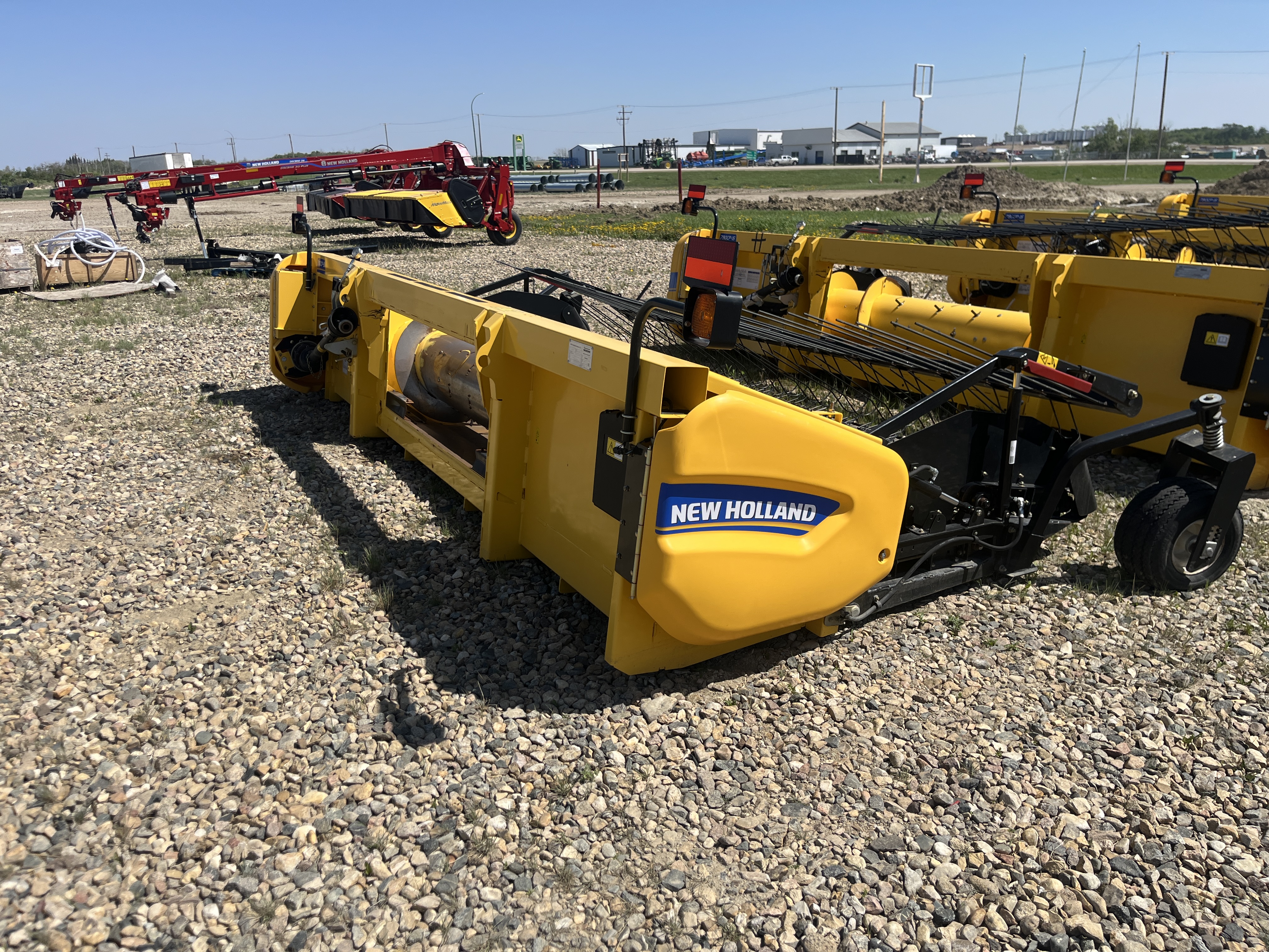 2023 New Holland 790CP Header Pickup