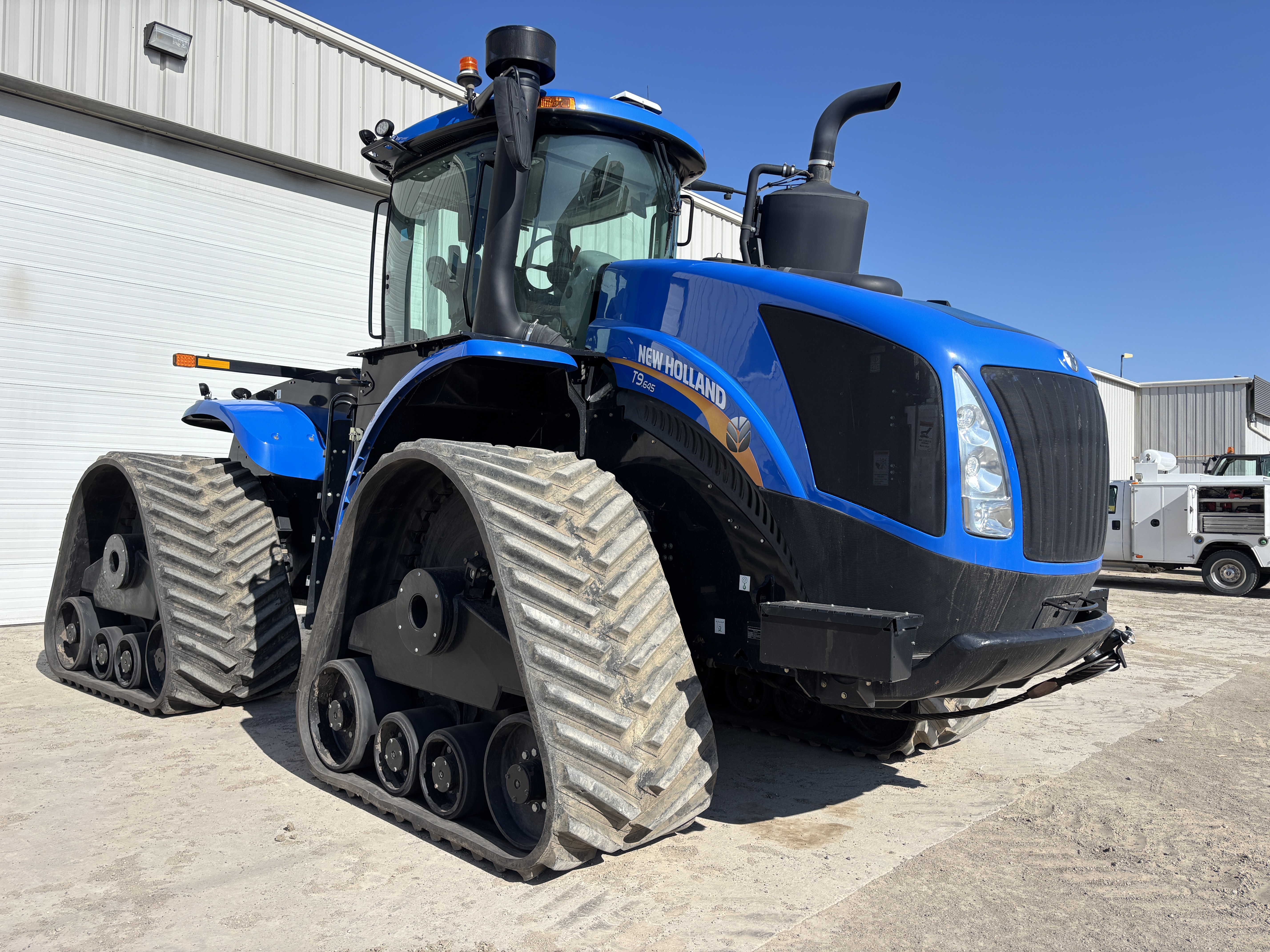 2020 New Holland T9.645 Tractor Rubber Track