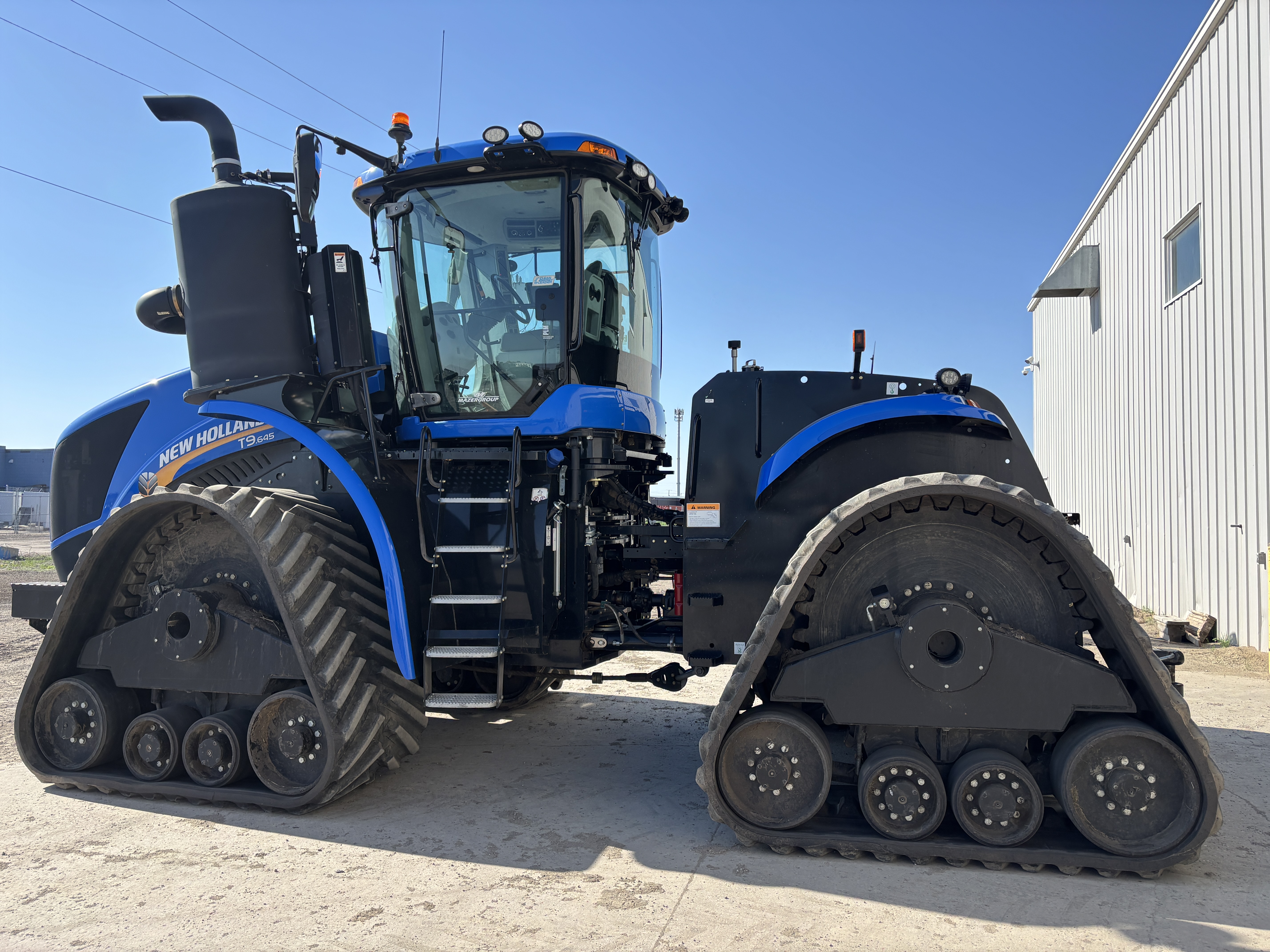 2020 New Holland T9.645 Tractor Rubber Track