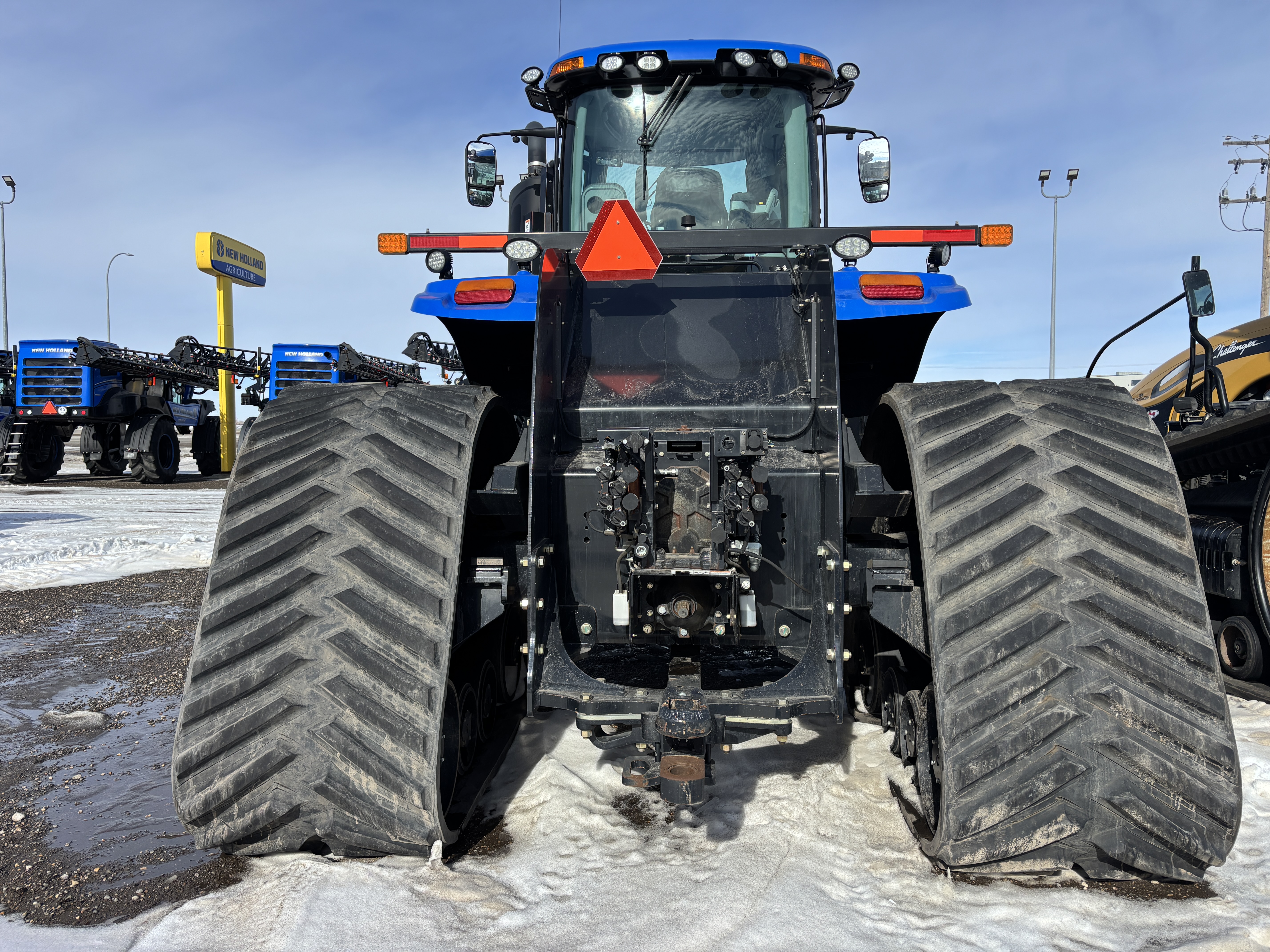 2020 New Holland T9.645 Tractor Rubber Track