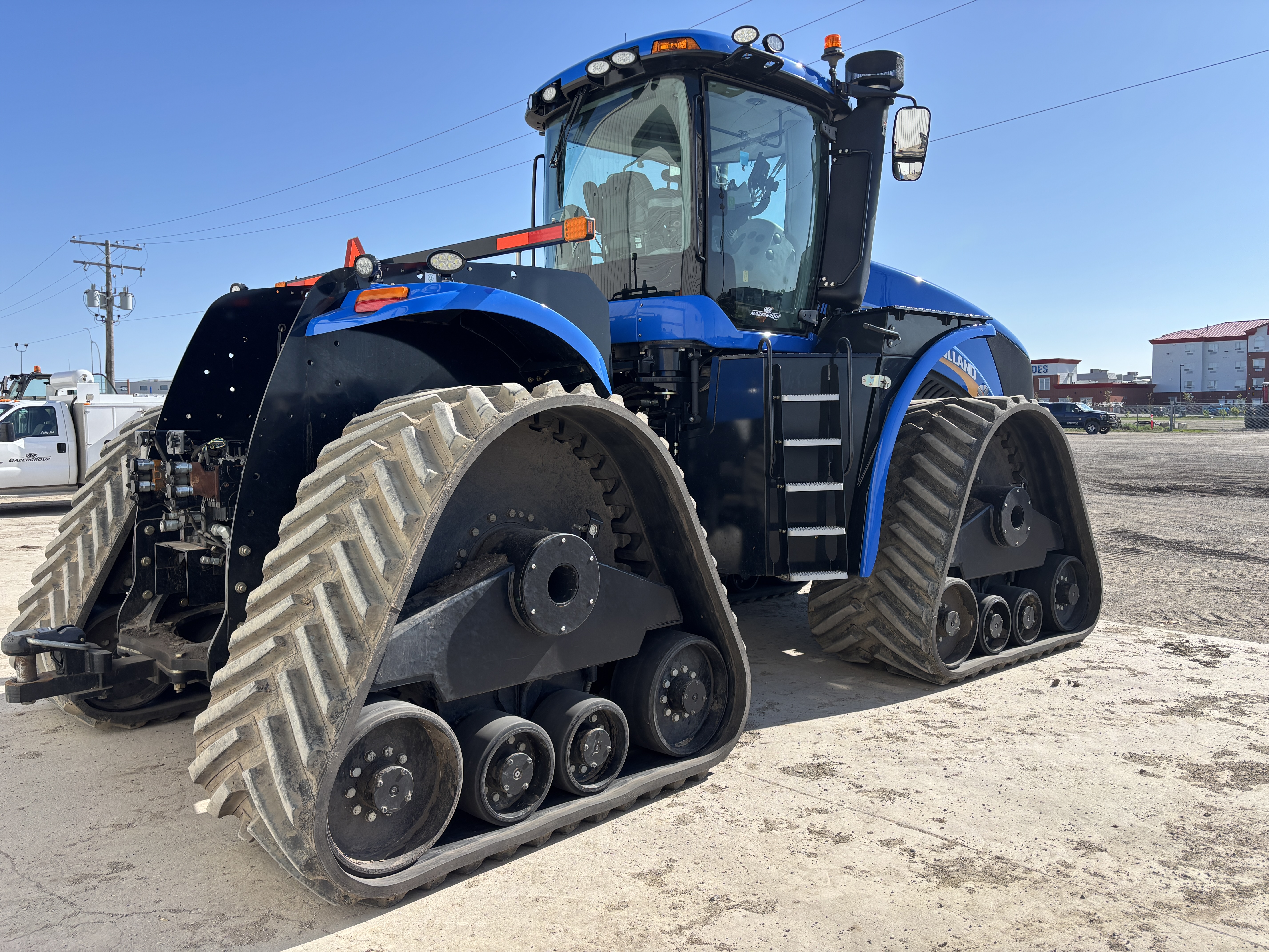 2020 New Holland T9.645 Tractor Rubber Track