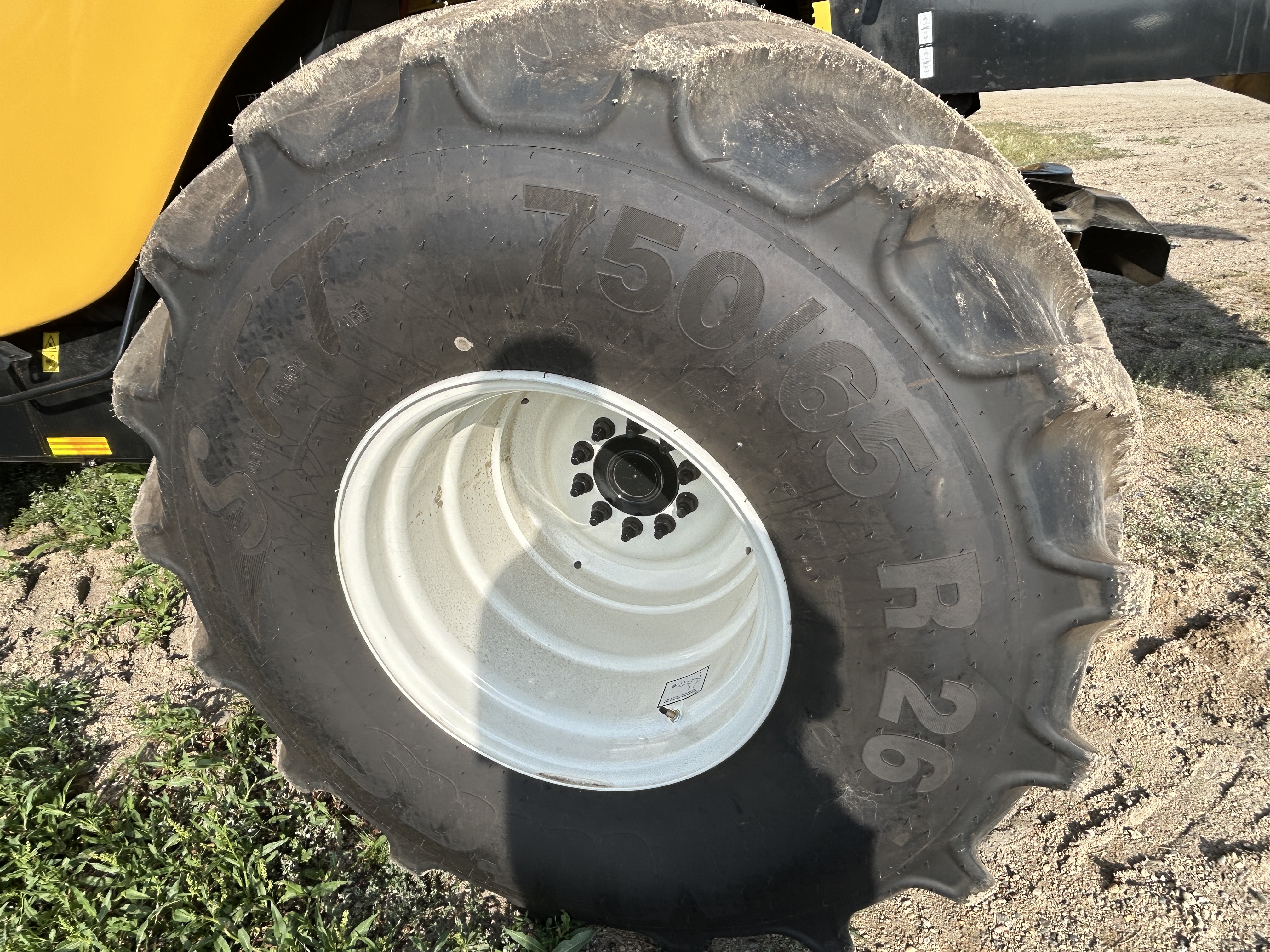 2024 New Holland CX8.80 Combine