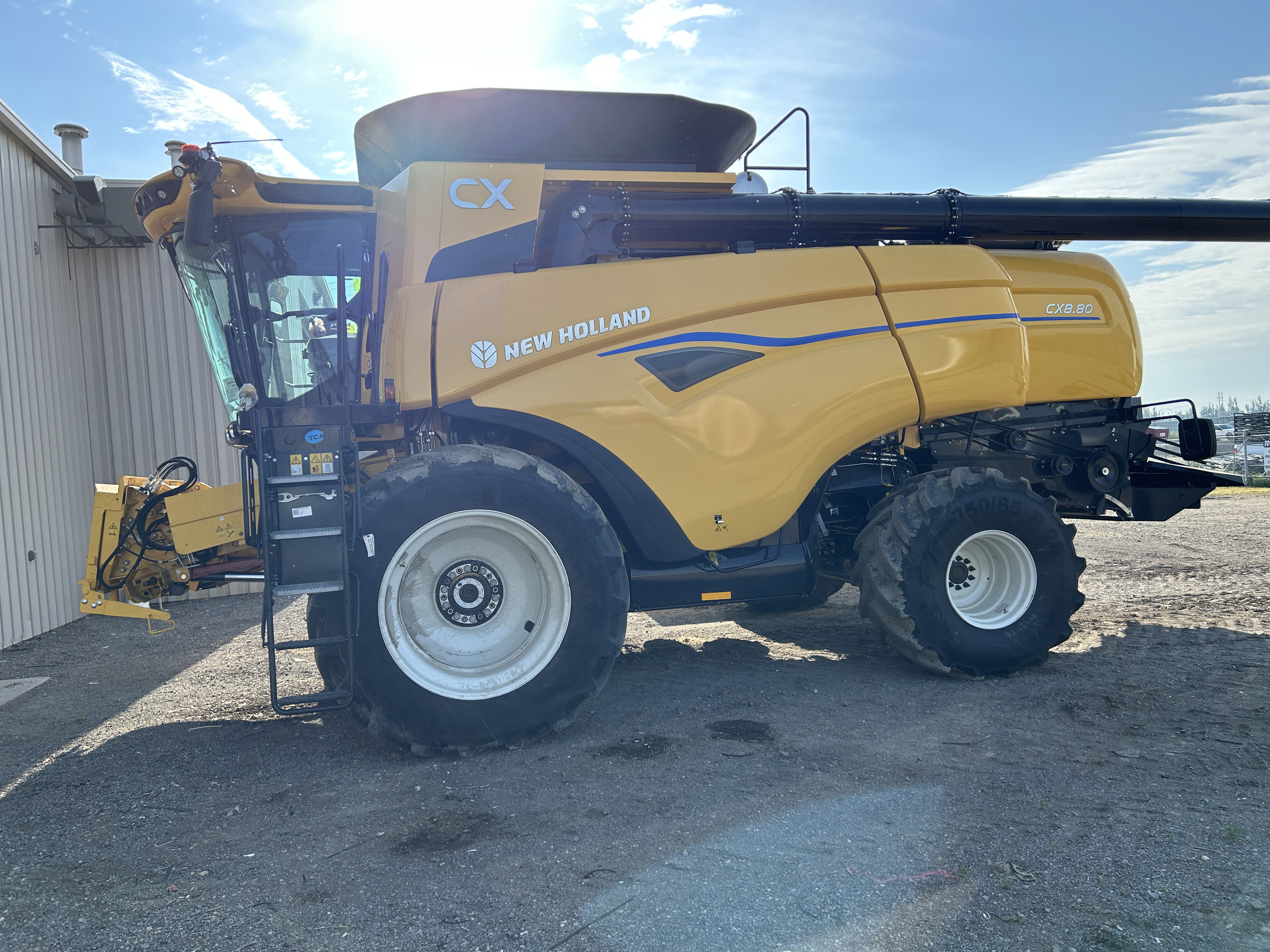 2024 New Holland CX8.80 Combine