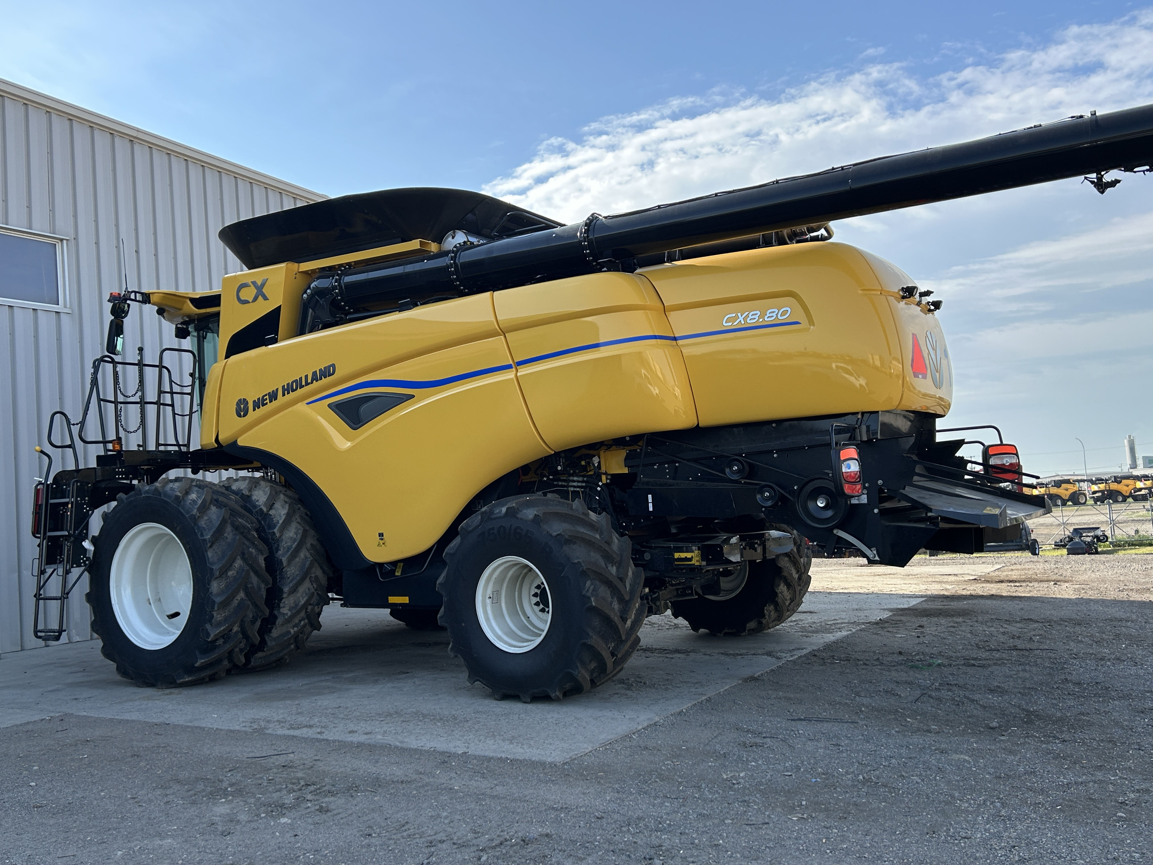 2024 New Holland CX8.80 Combine