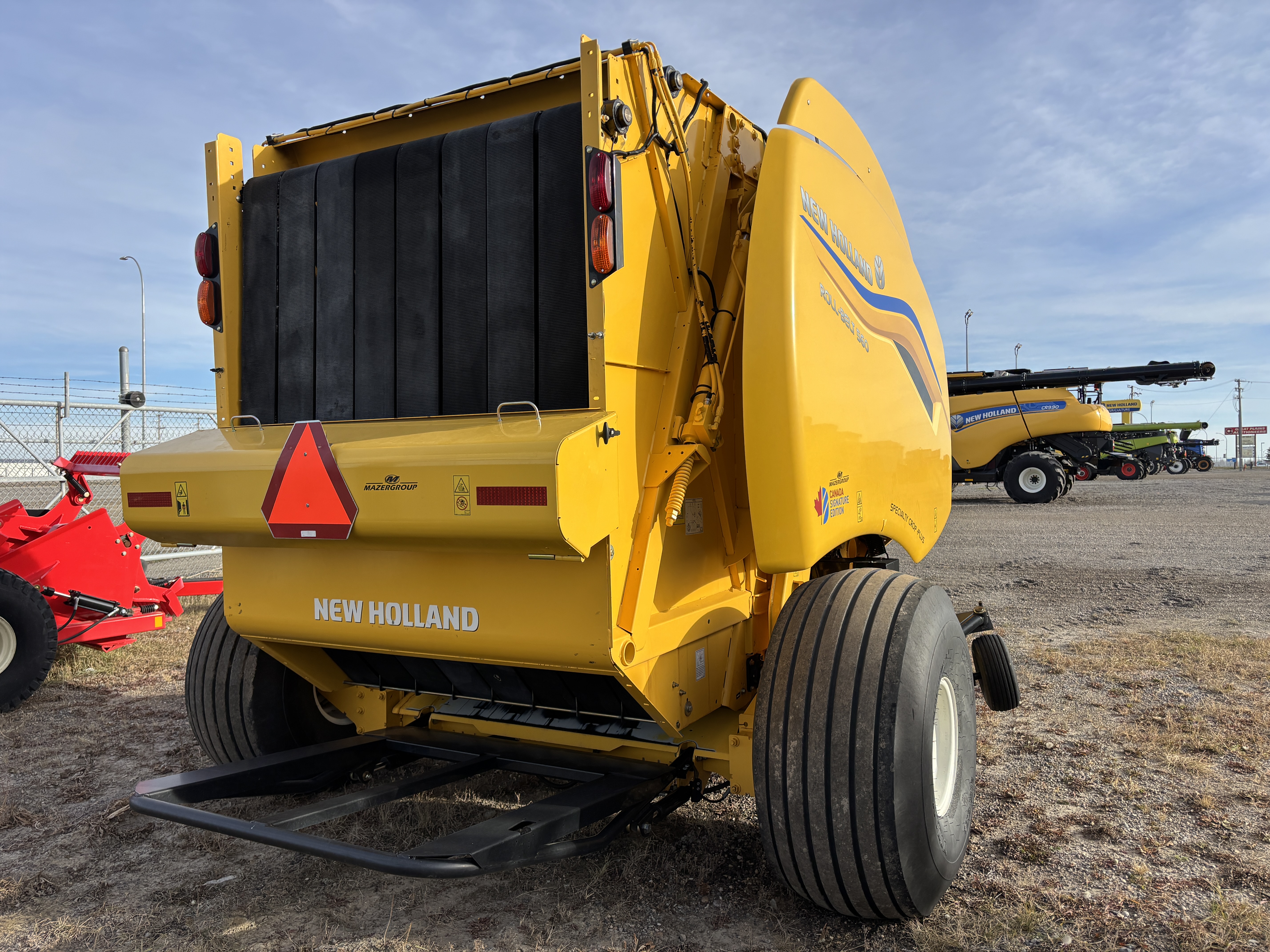 2022 New Holland RB560 Baler/Round