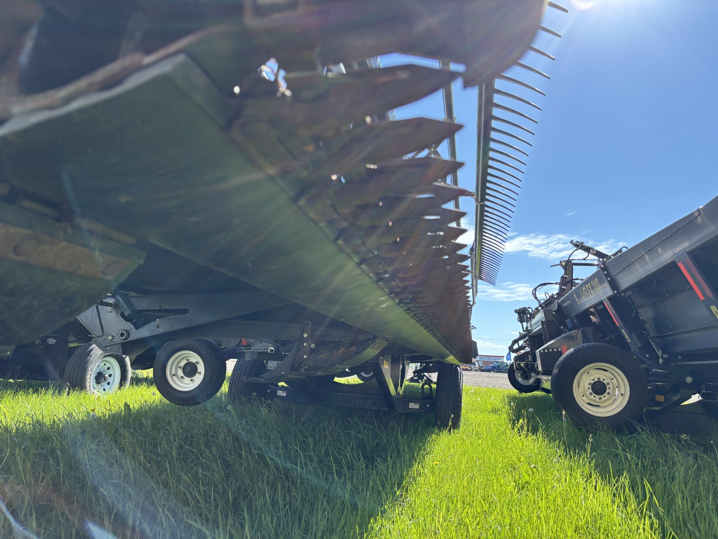 2017 Honey Bee 245 Header Flex