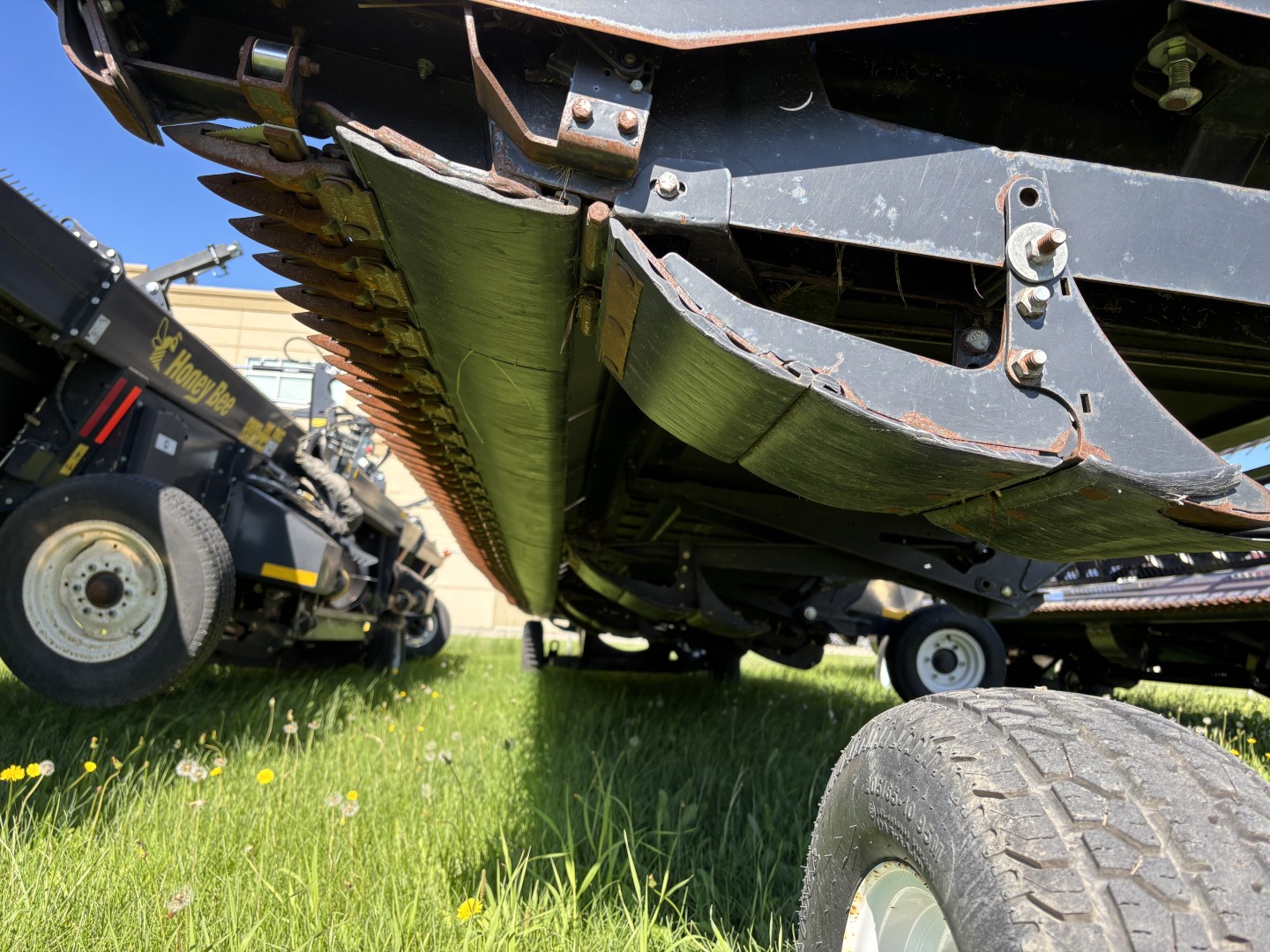 2017 Honey Bee 245 Header Flex