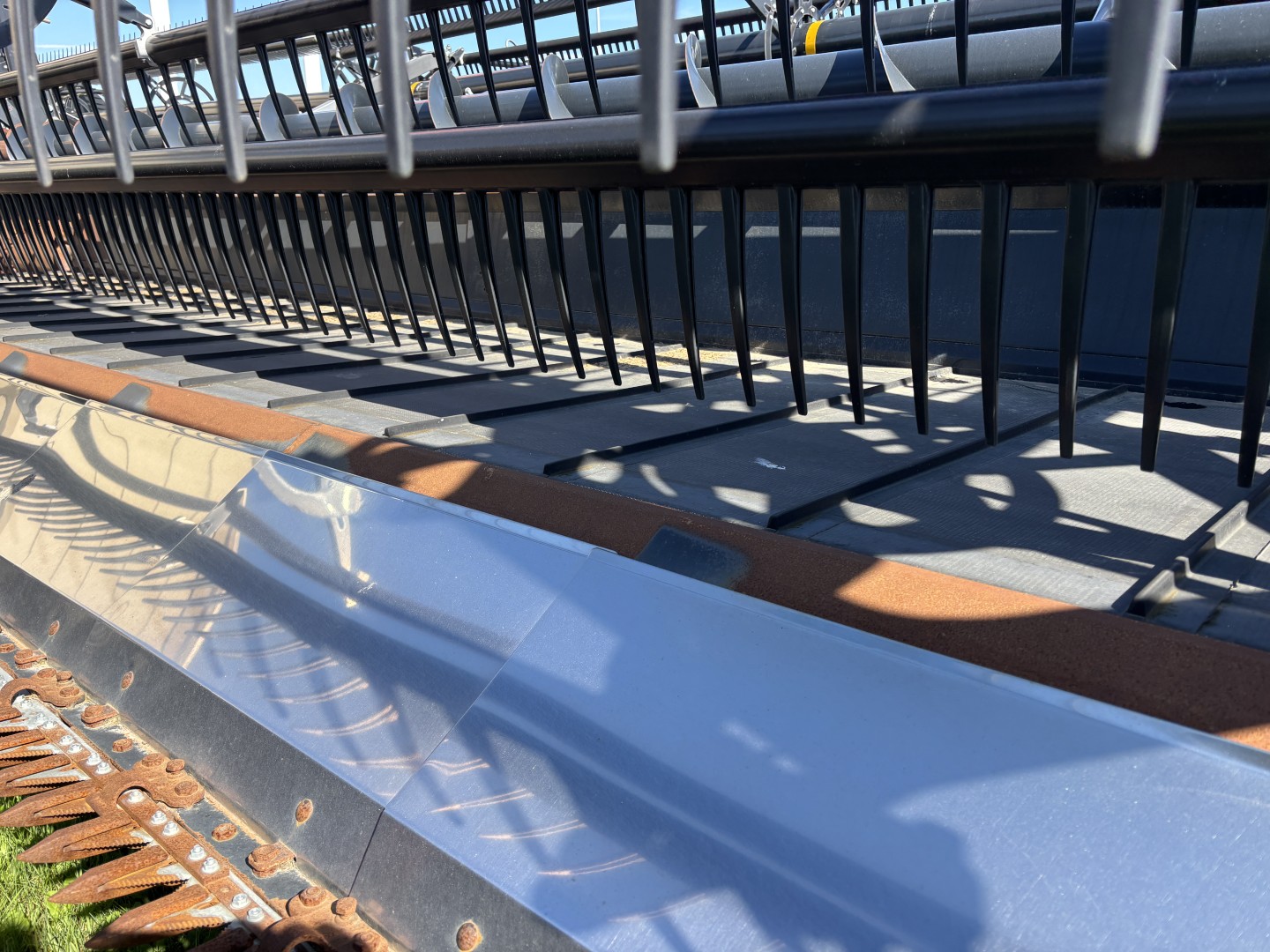 2017 Honey Bee 245 Header Flex