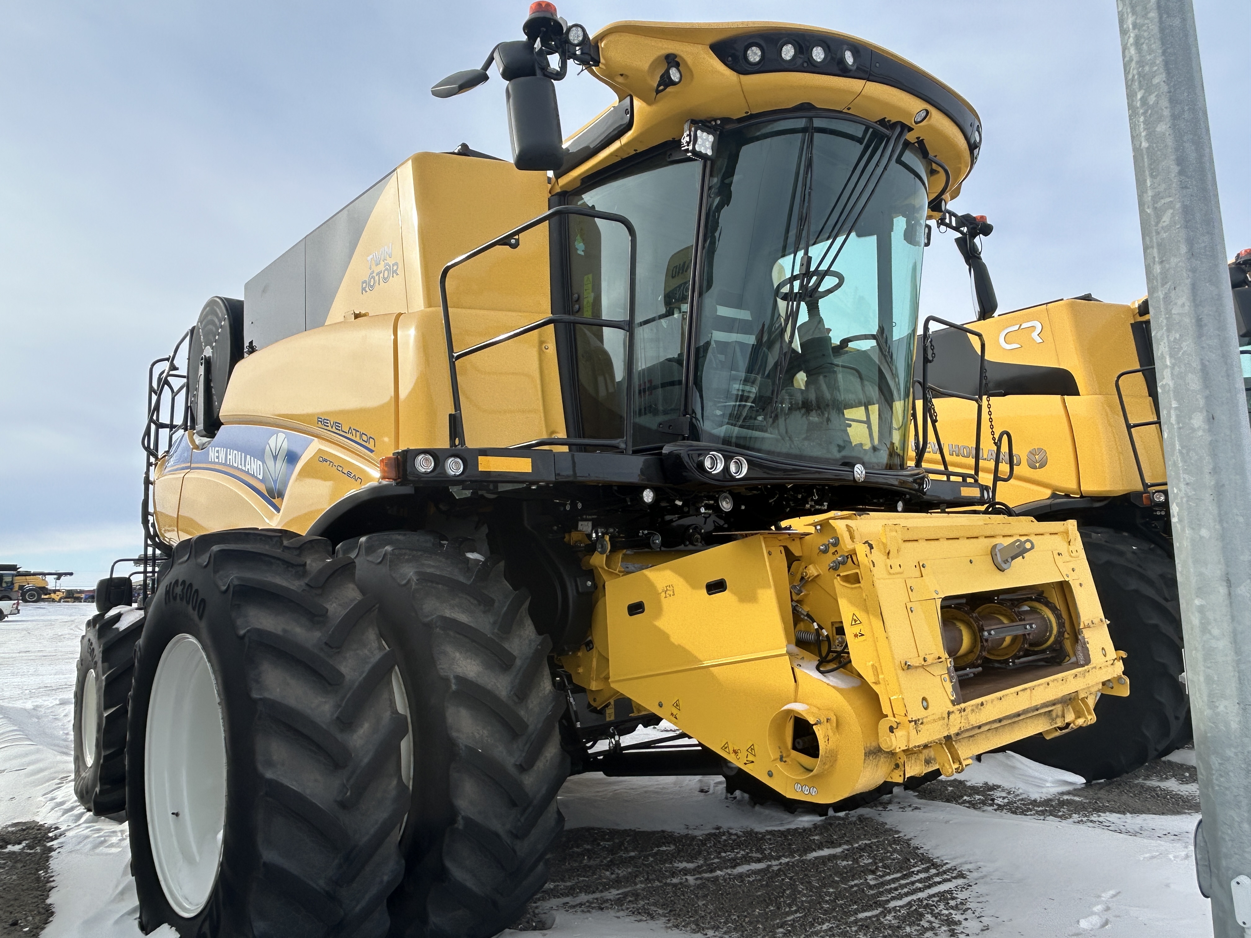 2023 New Holland CR9.90Z Combine