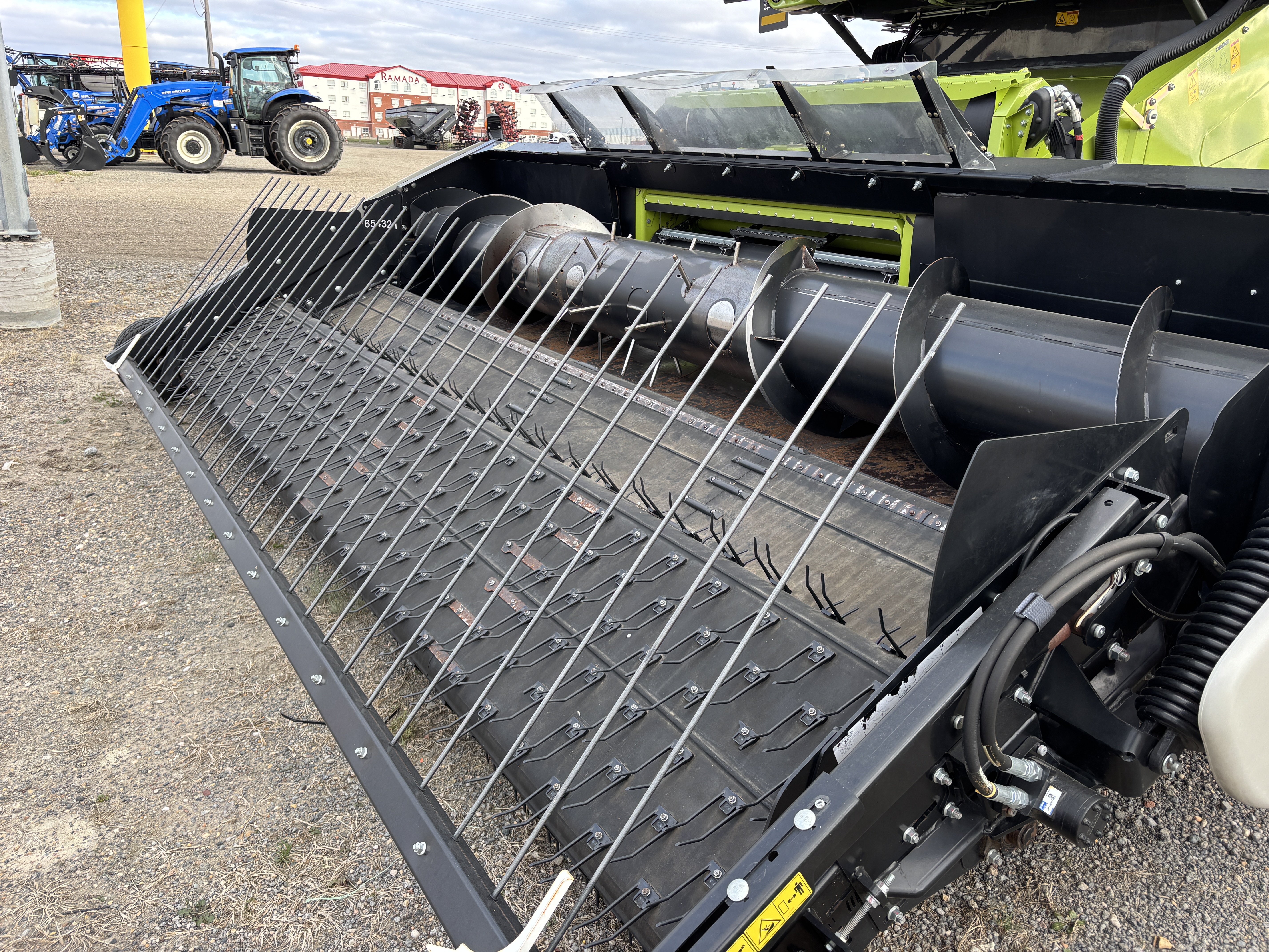 2023 CLAAS 8700TT Combine