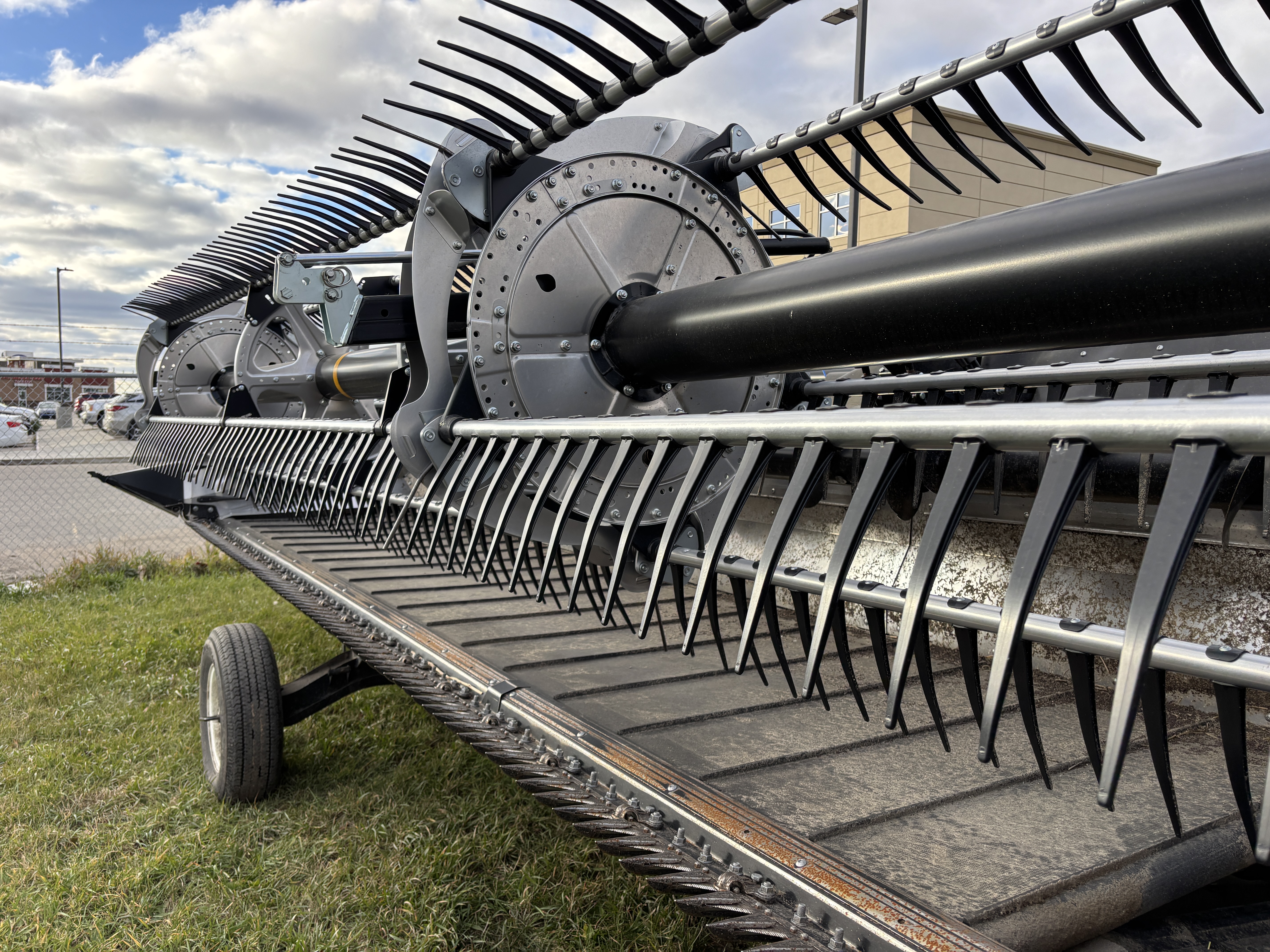 2023 MacDon FD245 Header Draper Flex