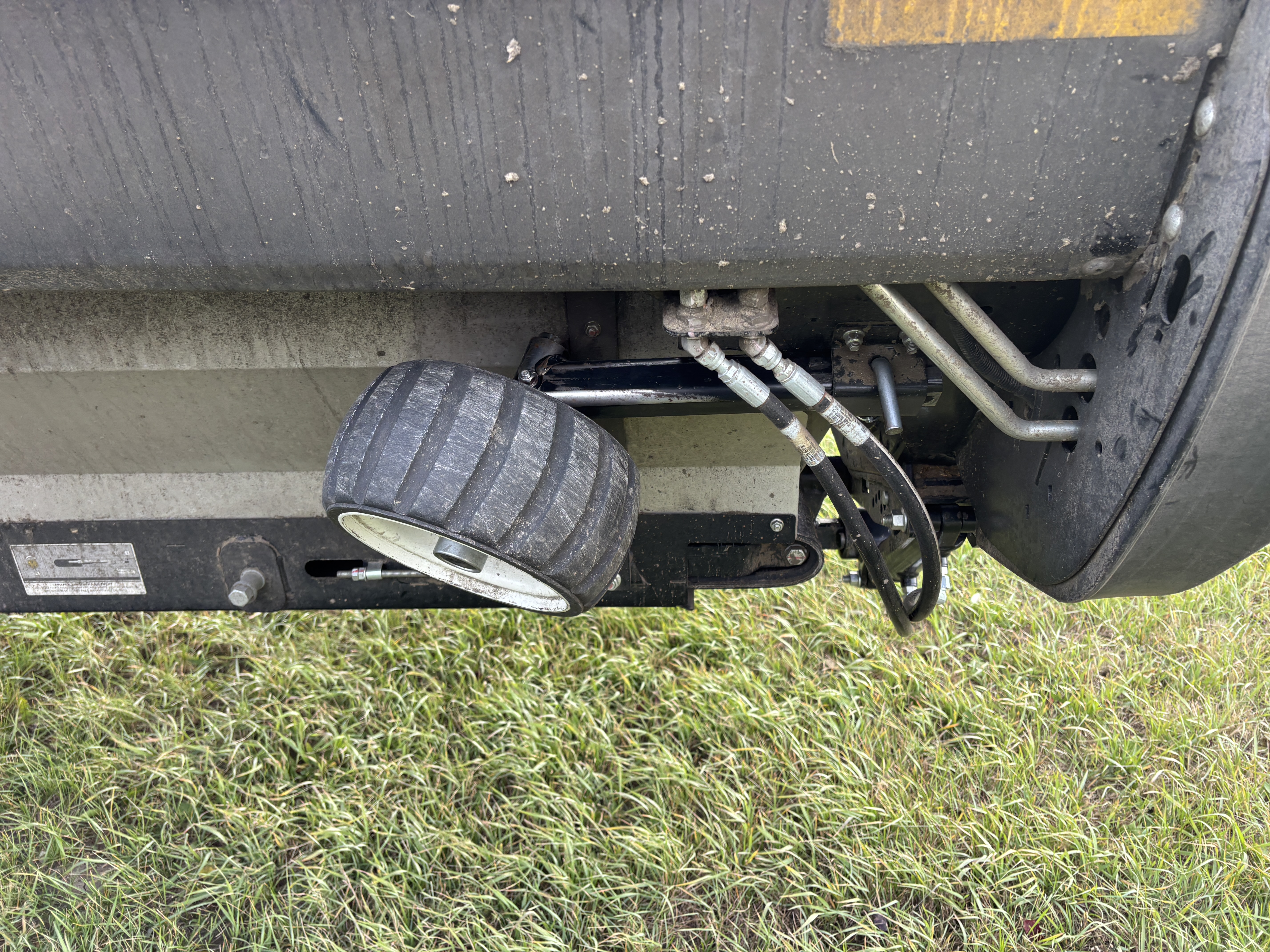 2023 MacDon FD245 Header Draper Flex