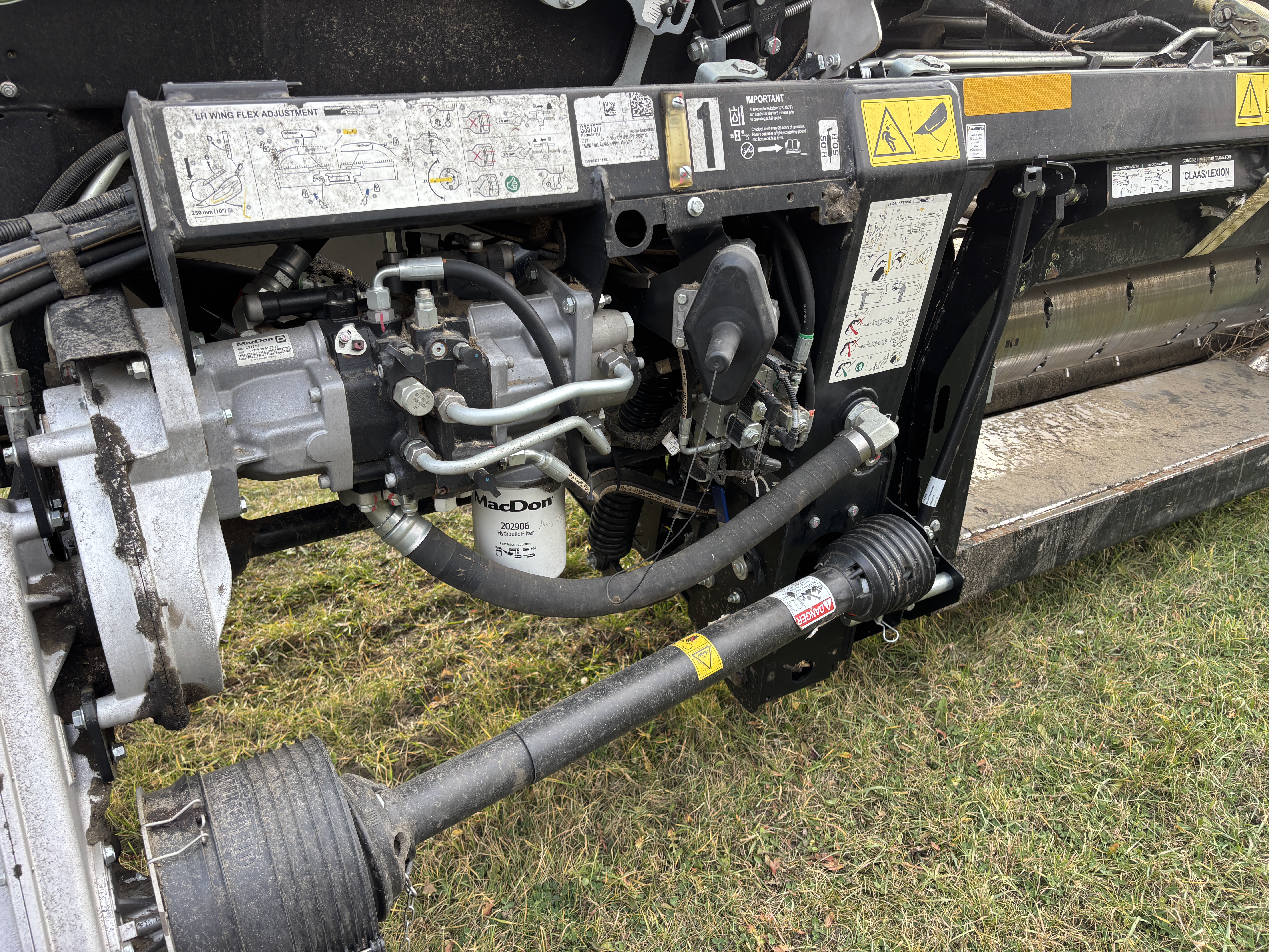 2023 MacDon FD245 Header Draper Flex