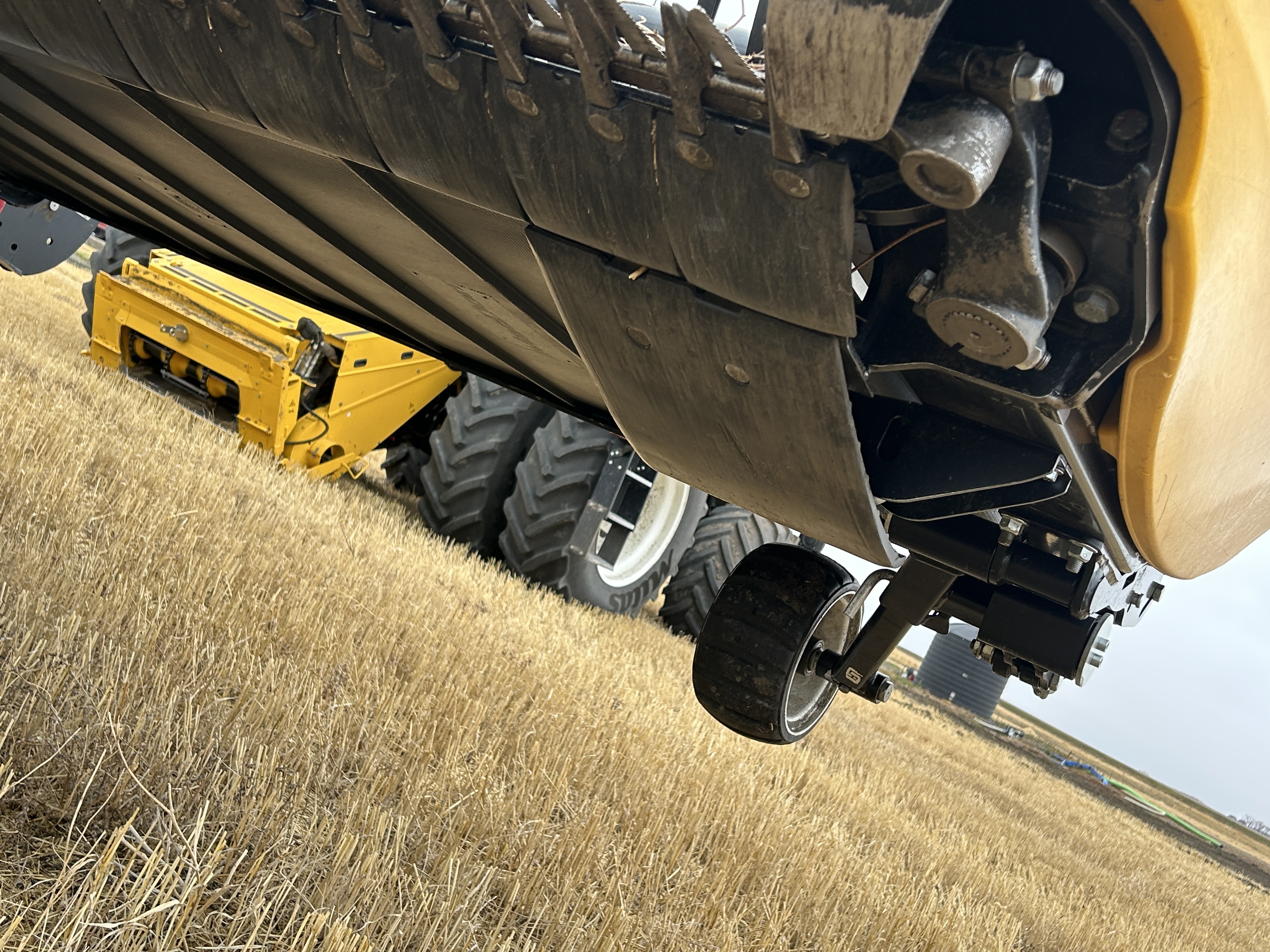 2025 MacDon FD245 Header Draper Flex