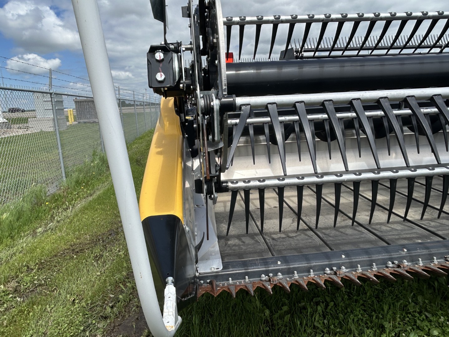 2025 MacDon FD245 Header Draper Flex