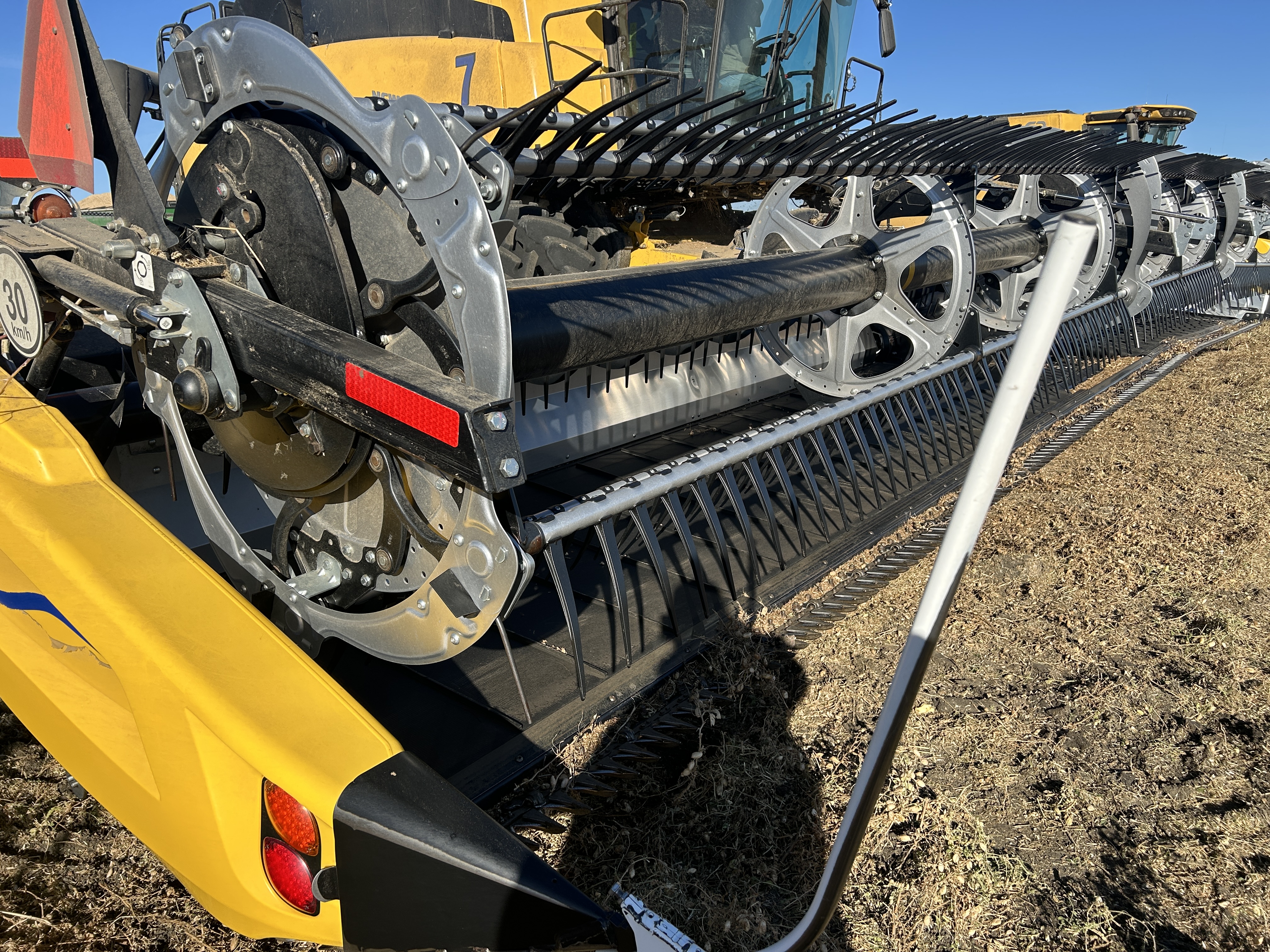 2024 MacDon FD240 Header Draper Flex