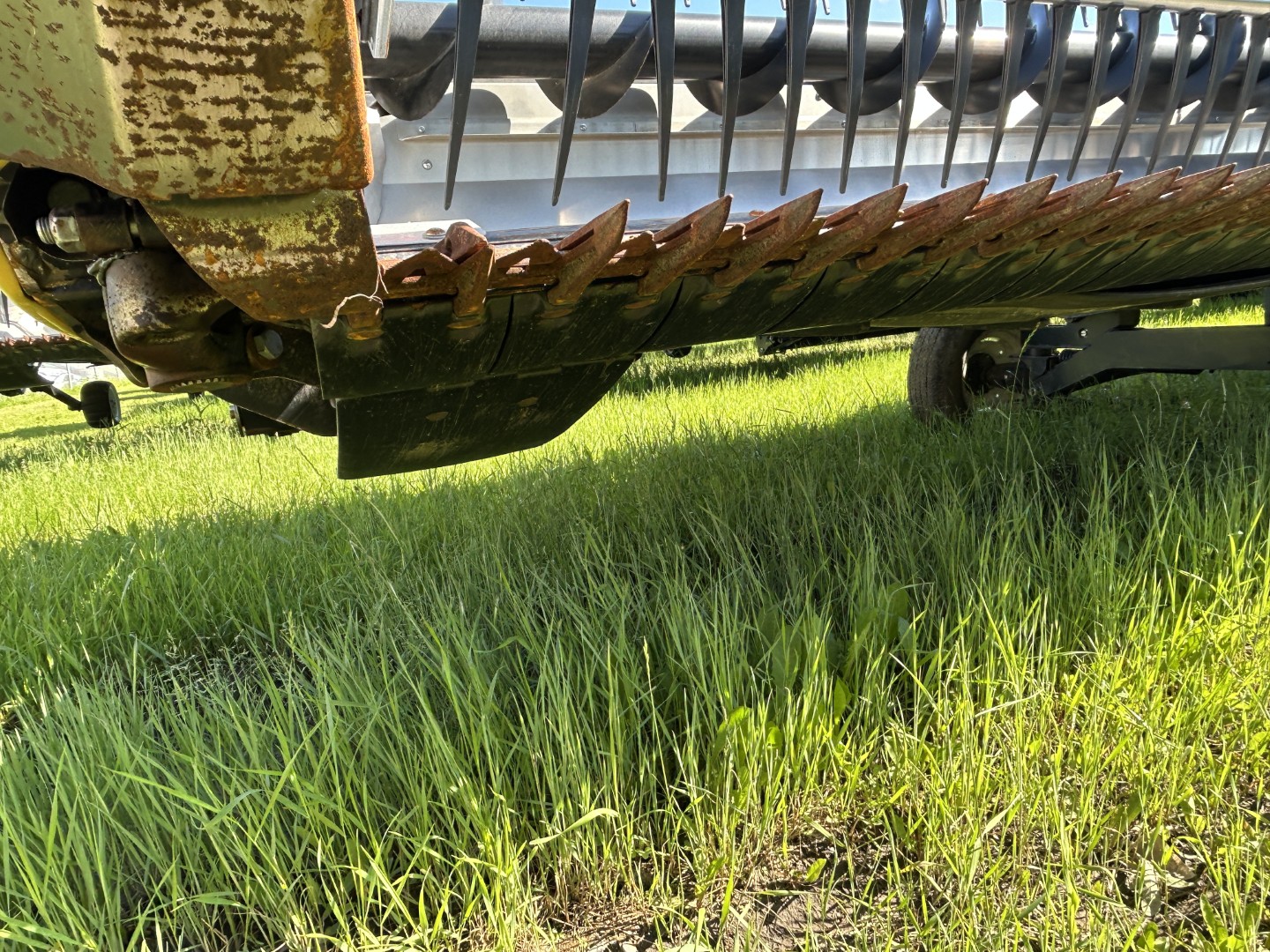 2024 MacDon FD240 Header Draper Flex
