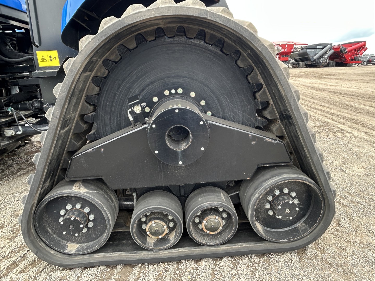 2021 New Holland T9.645 Tractor Rubber Track