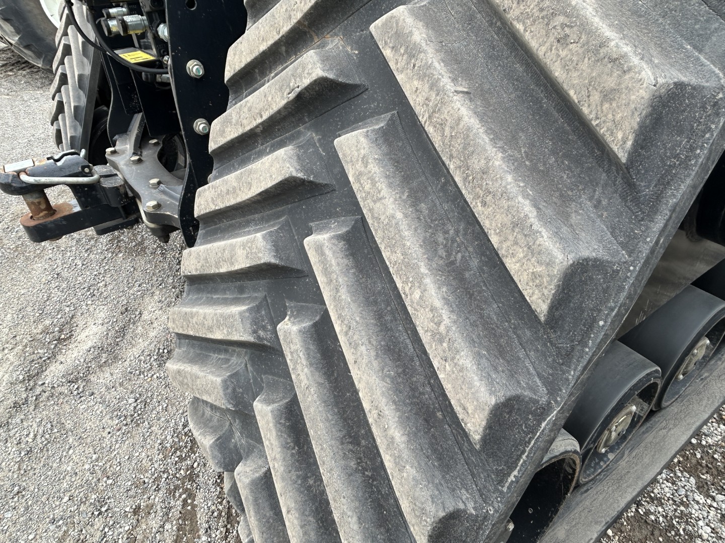 2021 New Holland T9.645 Tractor Rubber Track