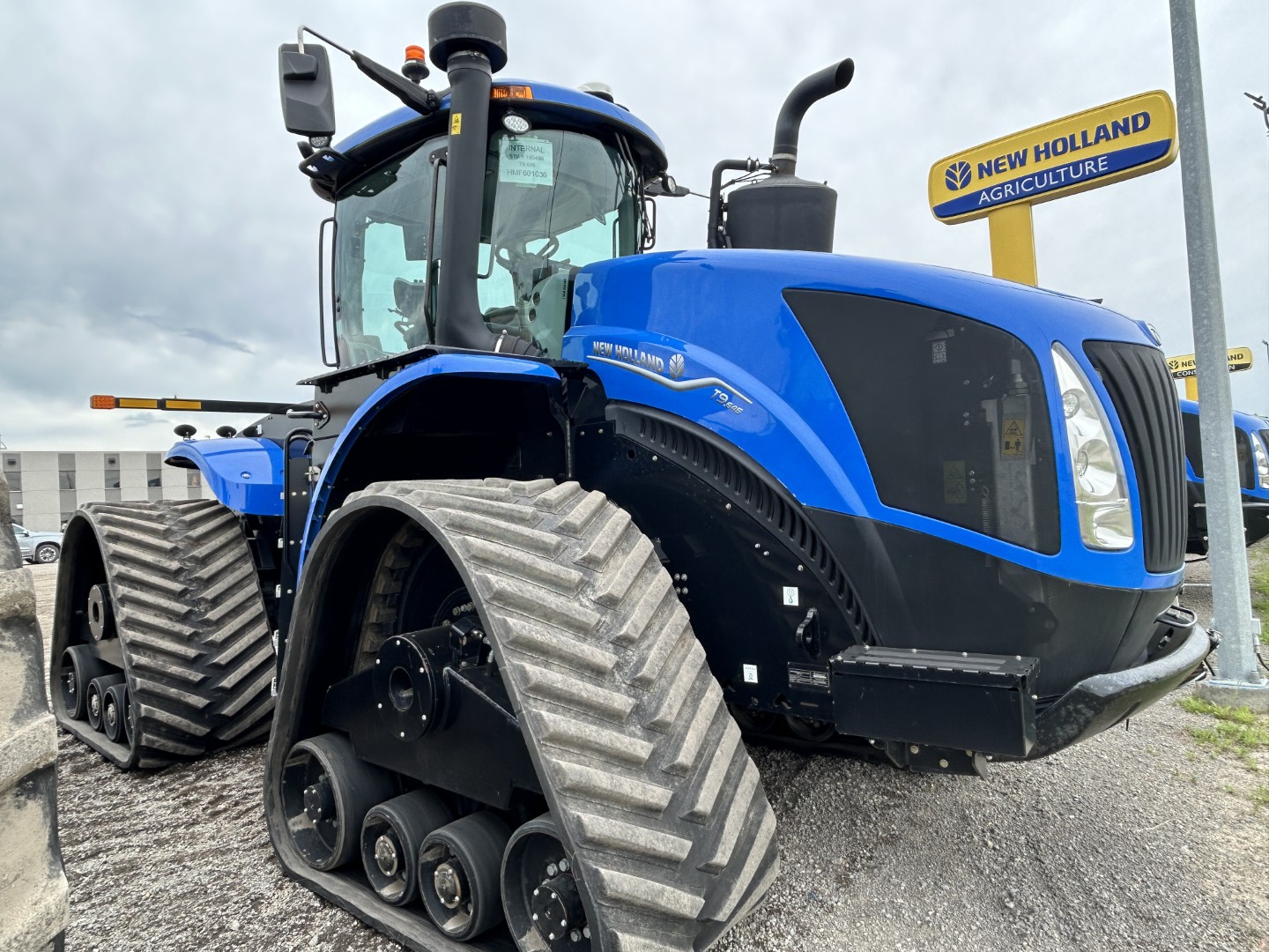 2021 New Holland T9.645 Tractor Rubber Track