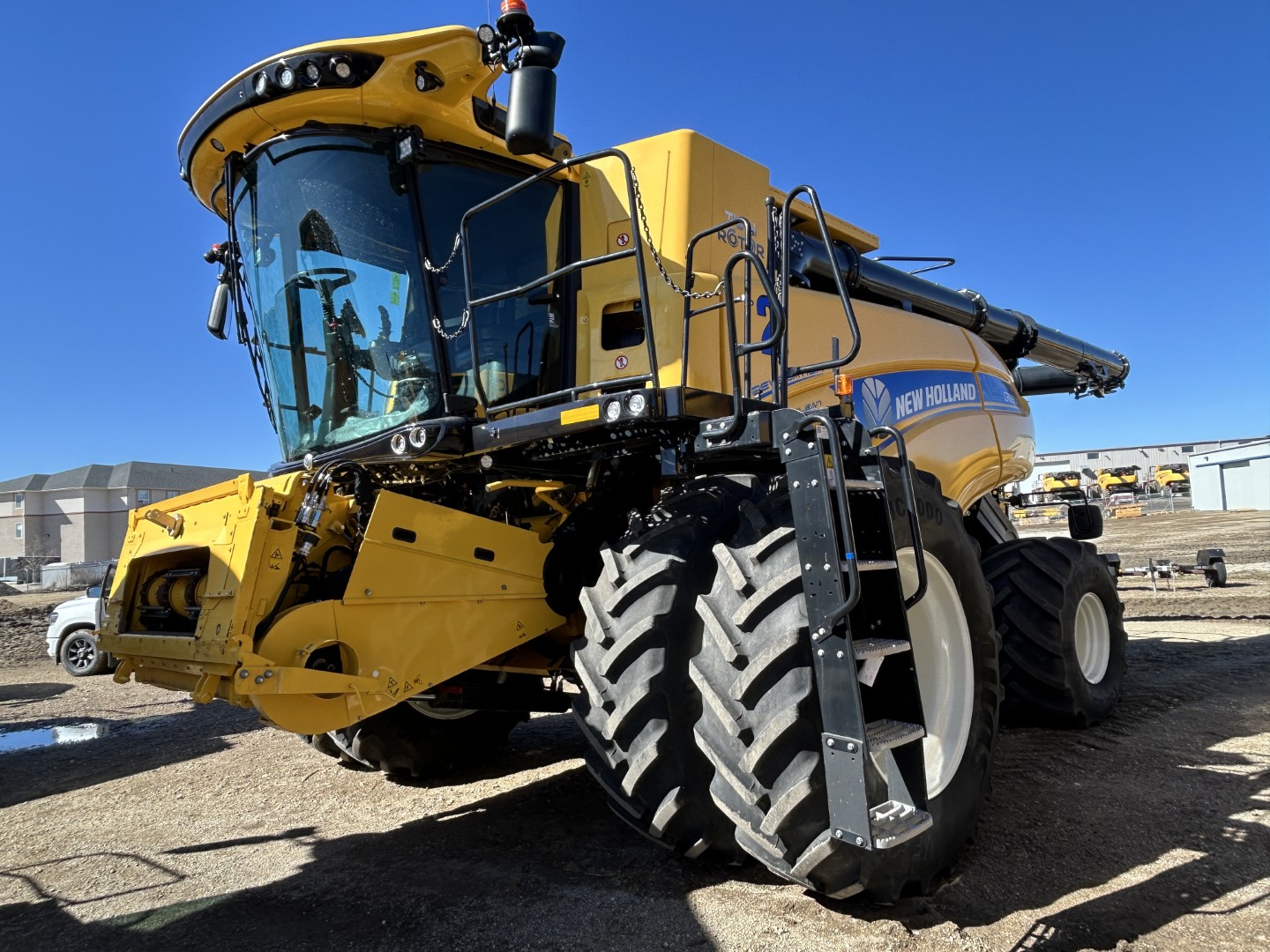 2023 New Holland CR8.90Z Combine