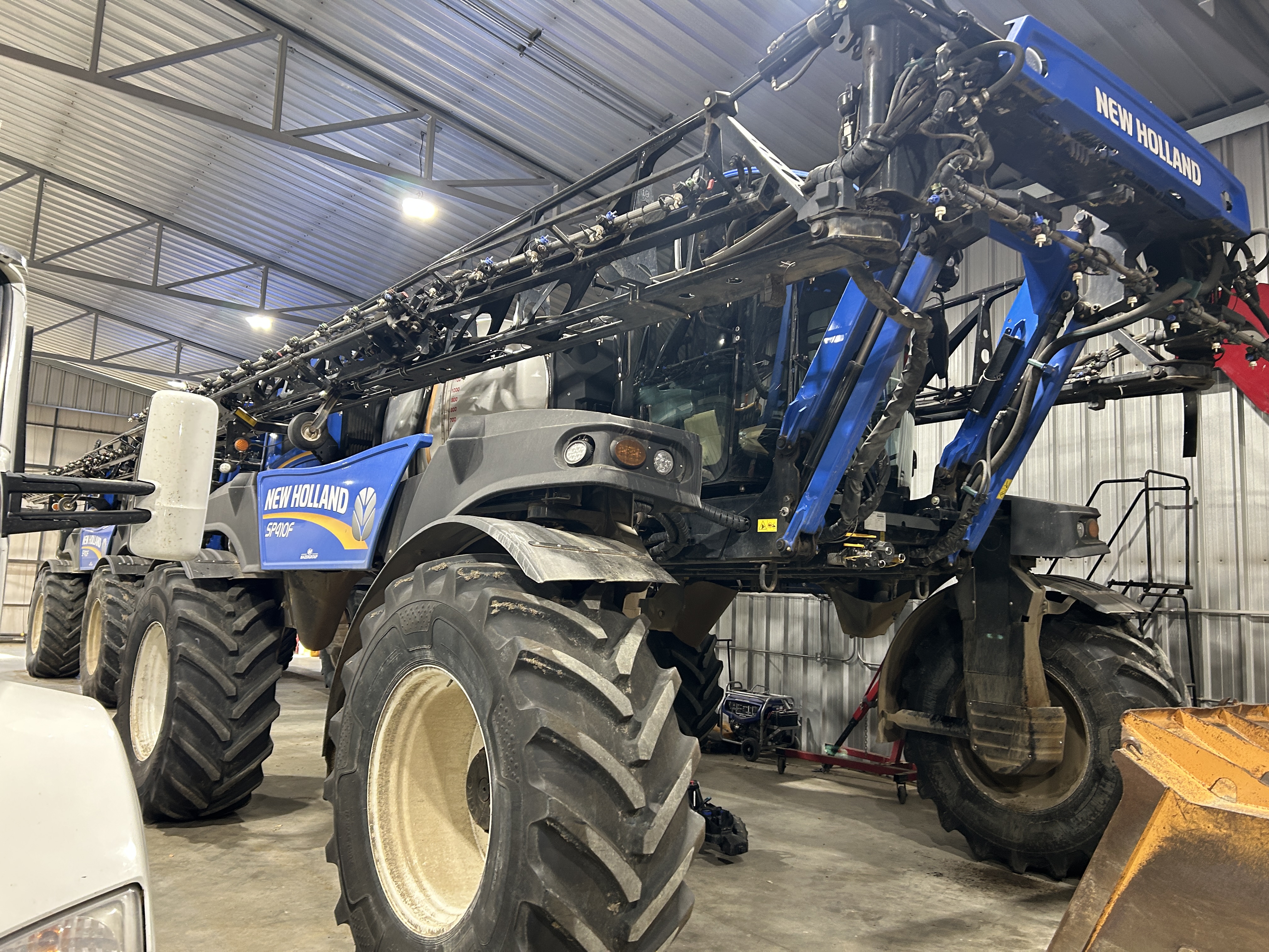 2021 New Holland SP.410F Sprayer/High Clearance