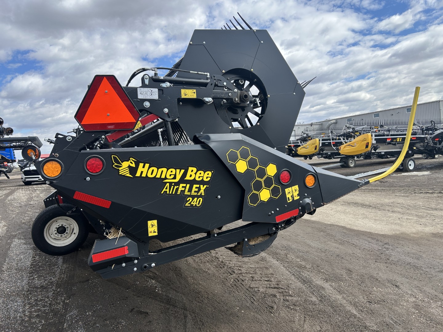 2023 Honey Bee AF240 Header Draper Flex