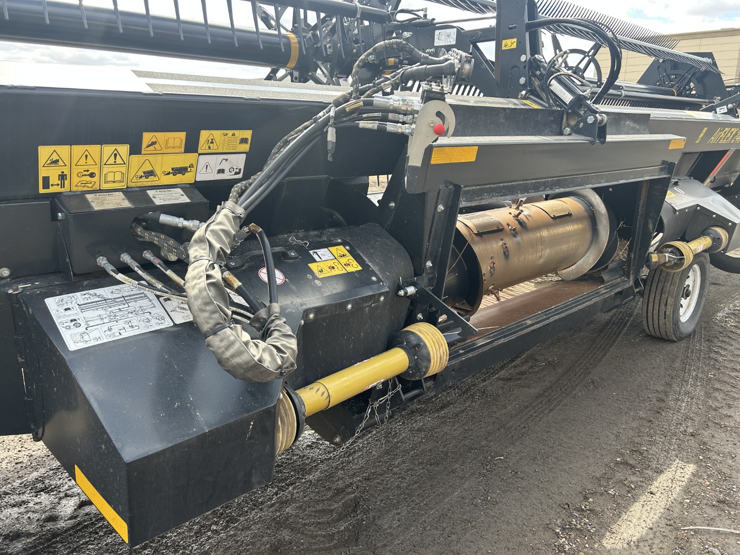 2023 Honey Bee AF240 Header Draper Flex