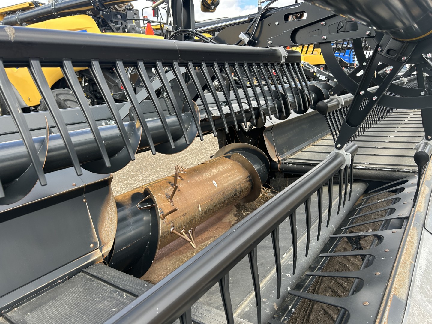 2023 Honey Bee AF240 Header Draper Flex