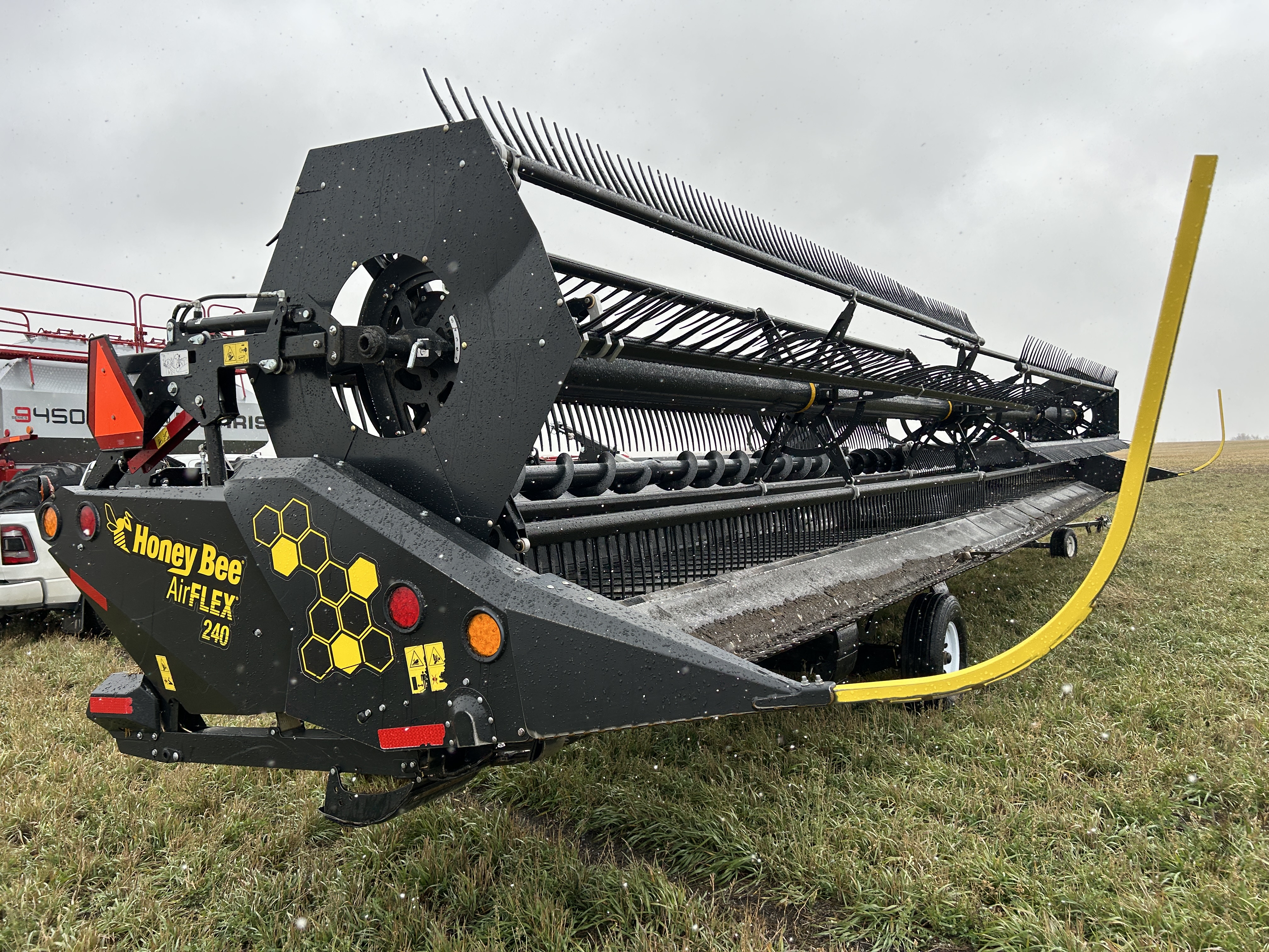 2023 Honey Bee AF240 Header Draper Flex