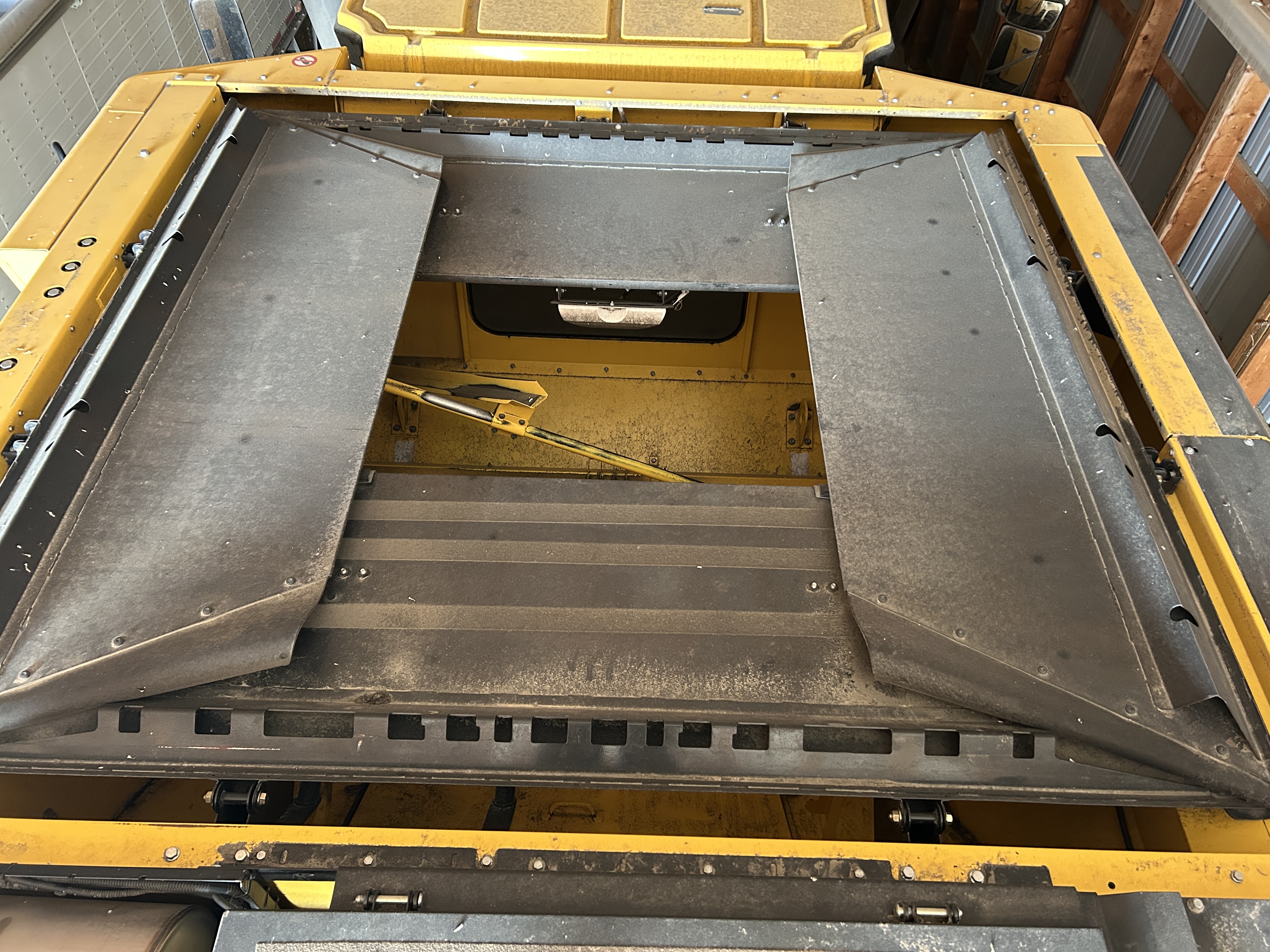 2021 New Holland CX8.80 Combine