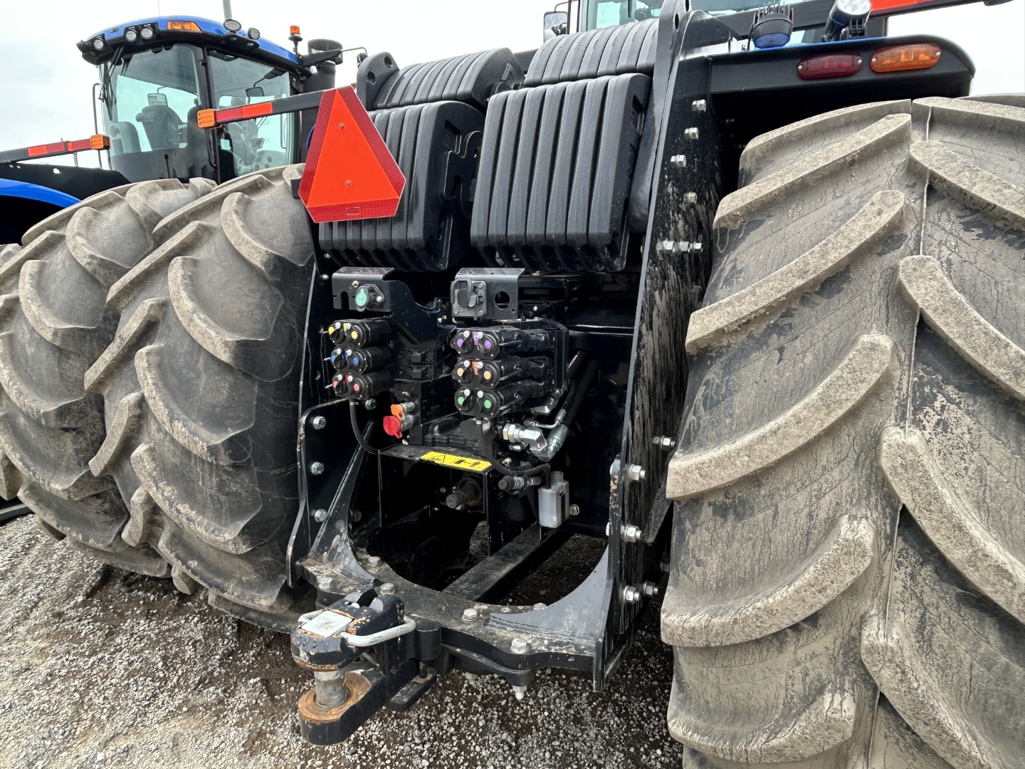 2024 New Holland T9.655 PLMI Tractor 4WD