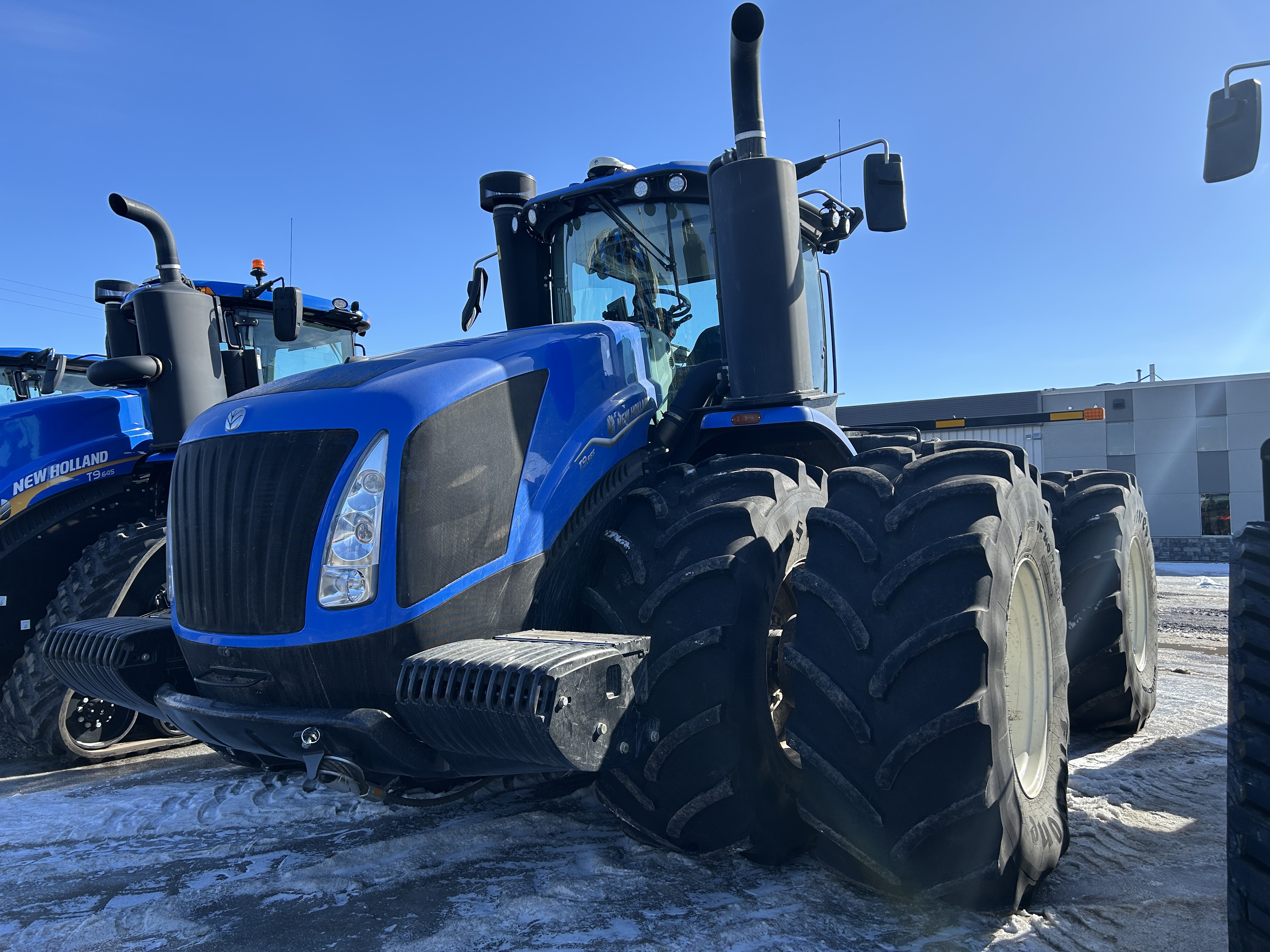 2024 New Holland T9.655 PLMI Tractor 4WD