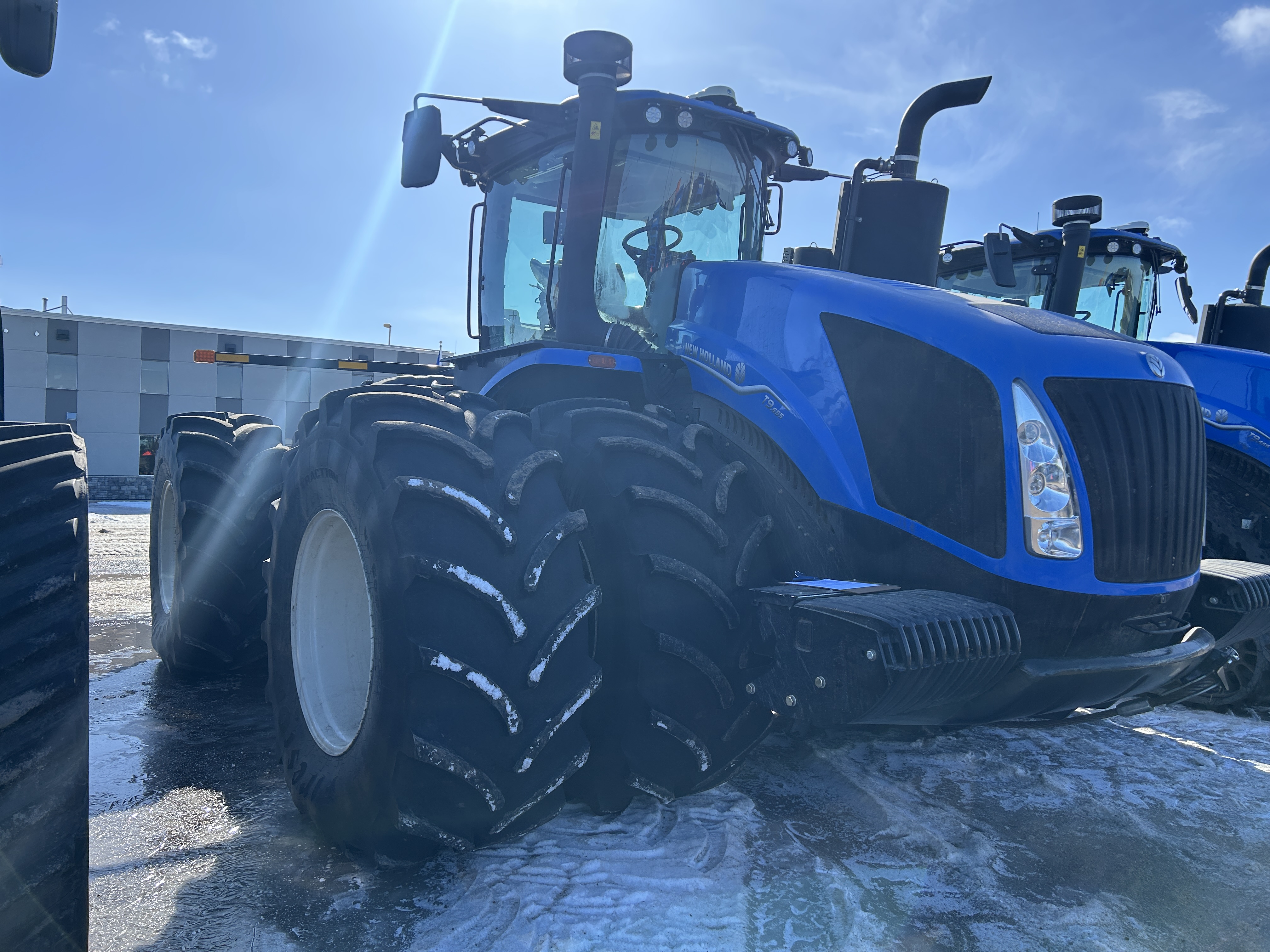 2024 New Holland T9.655 PLMI Tractor 4WD