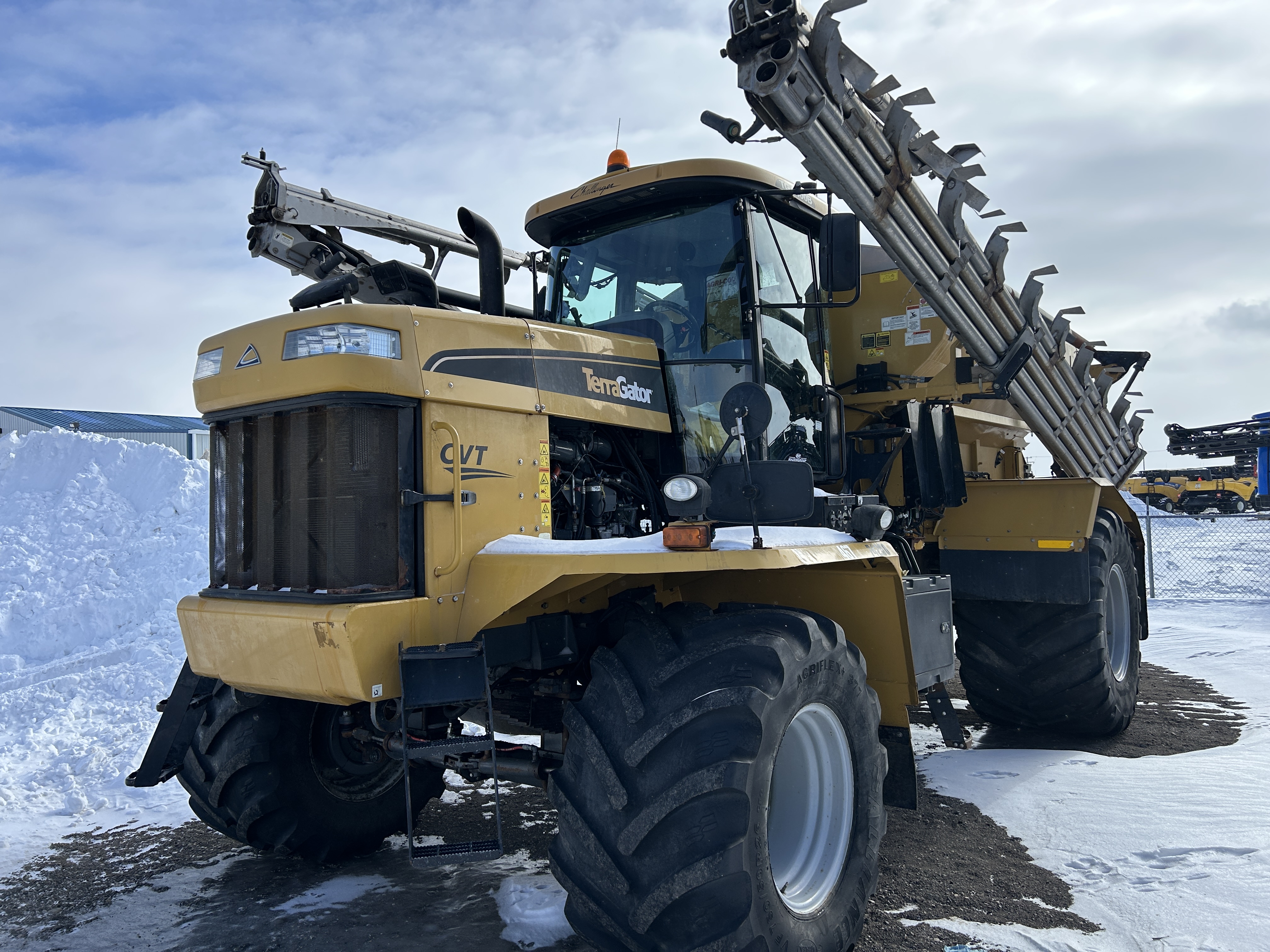 2016 AGCO TG8400B Sprayer/High Clearance