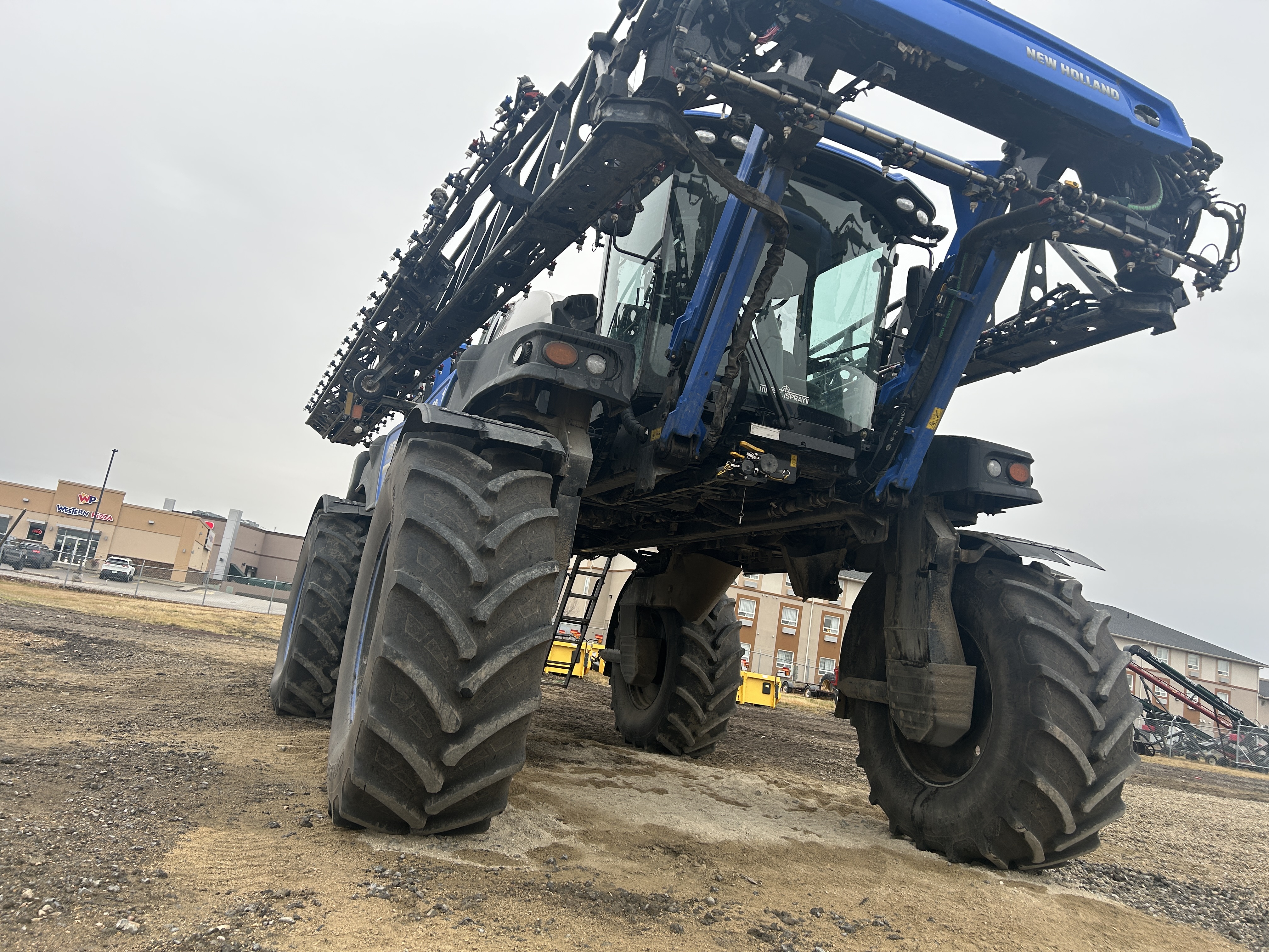 2024 New Holland SP.410F Sprayer/High Clearance