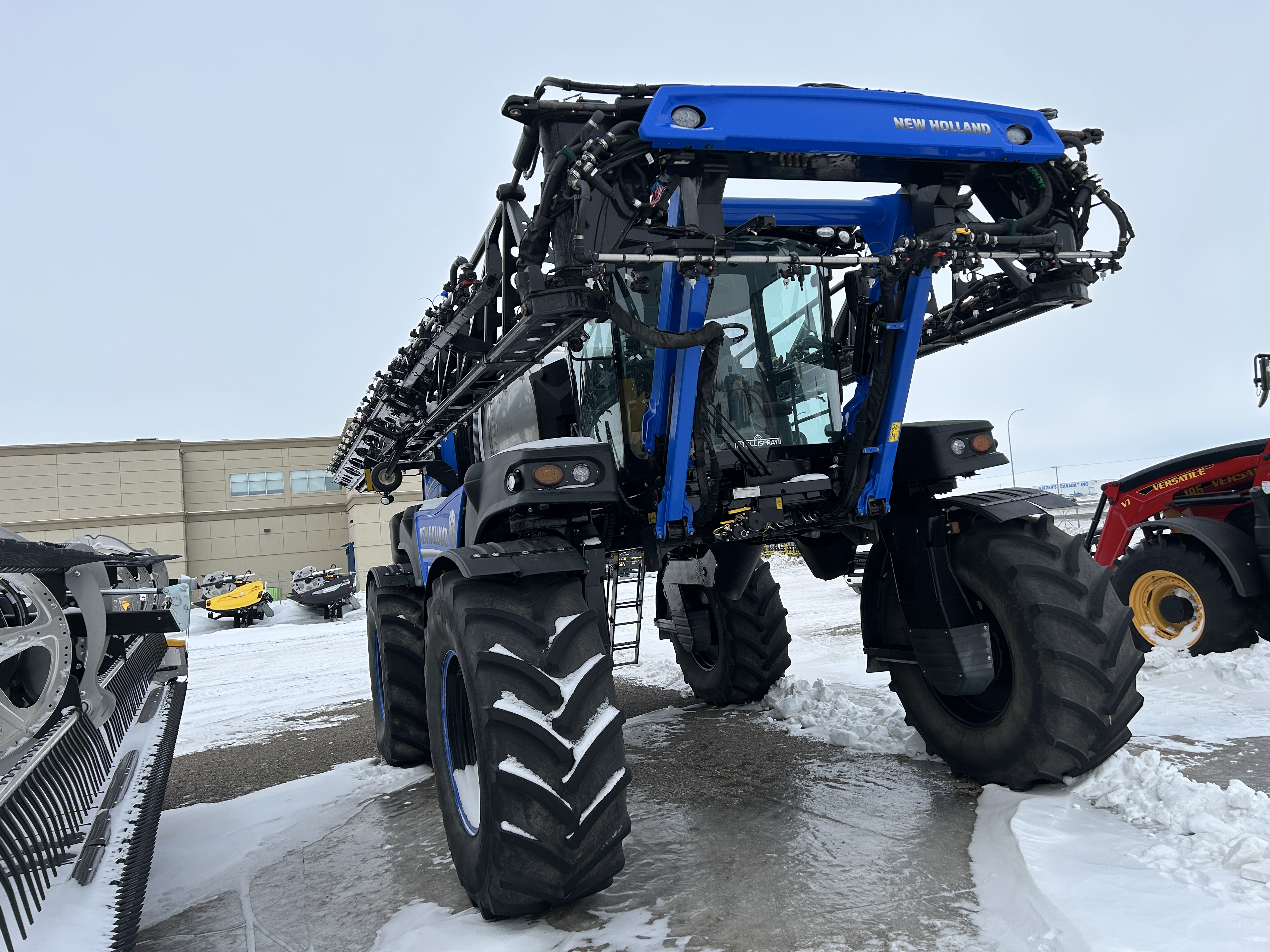 2024 New Holland SP.410F Sprayer/High Clearance