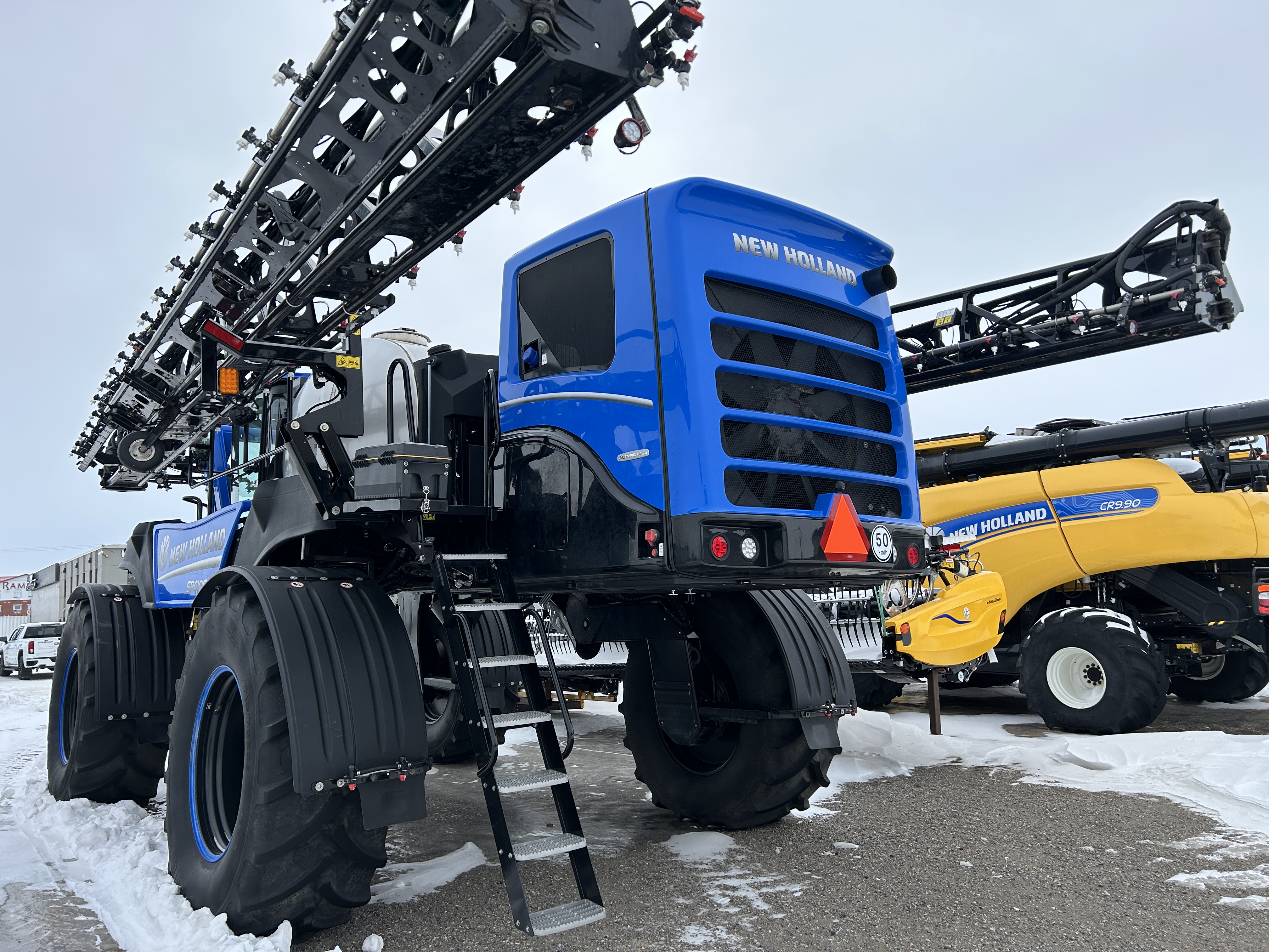 2024 New Holland SP.410F Sprayer/High Clearance