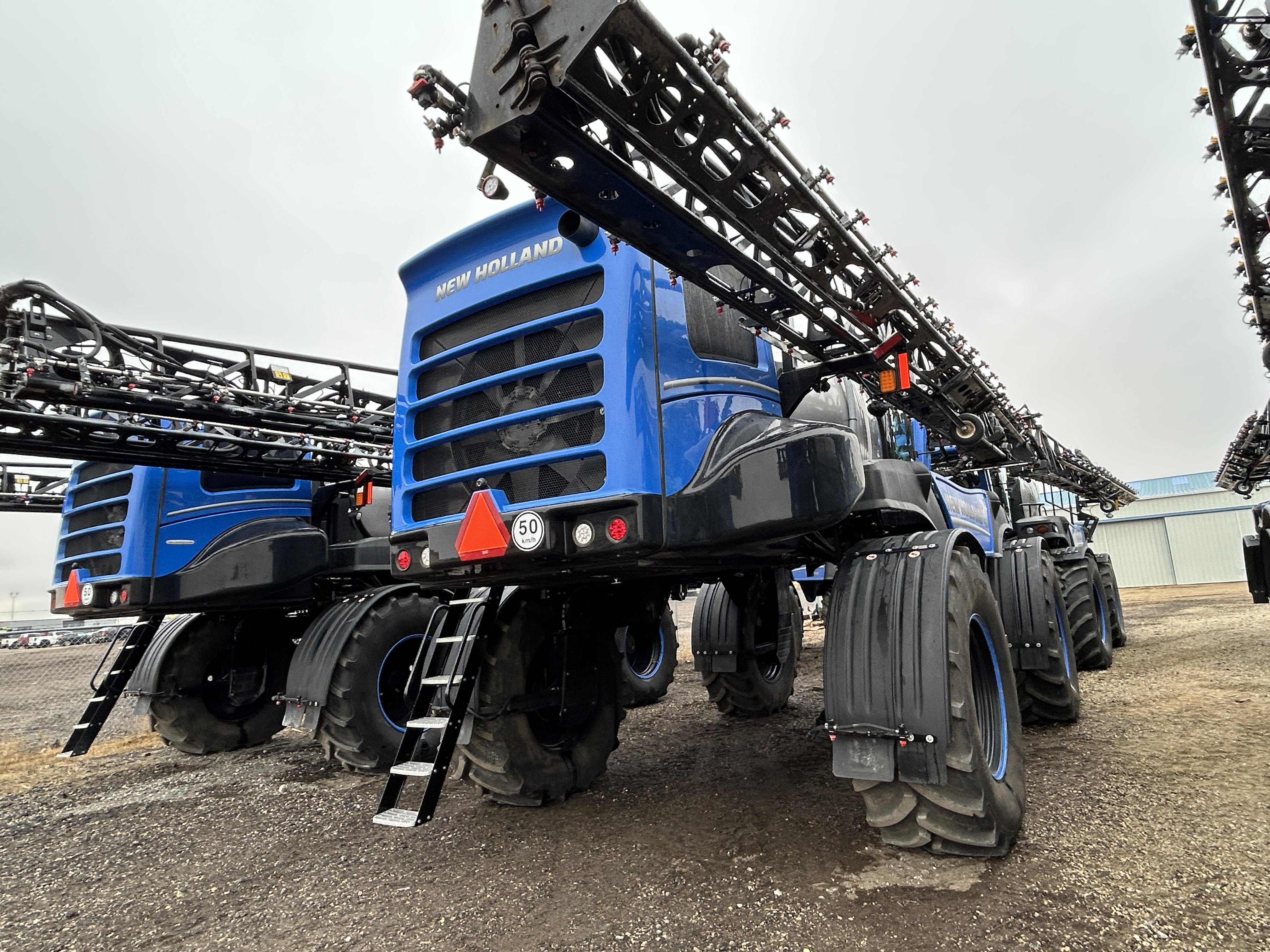 2024 New Holland SP.410F Sprayer/High Clearance