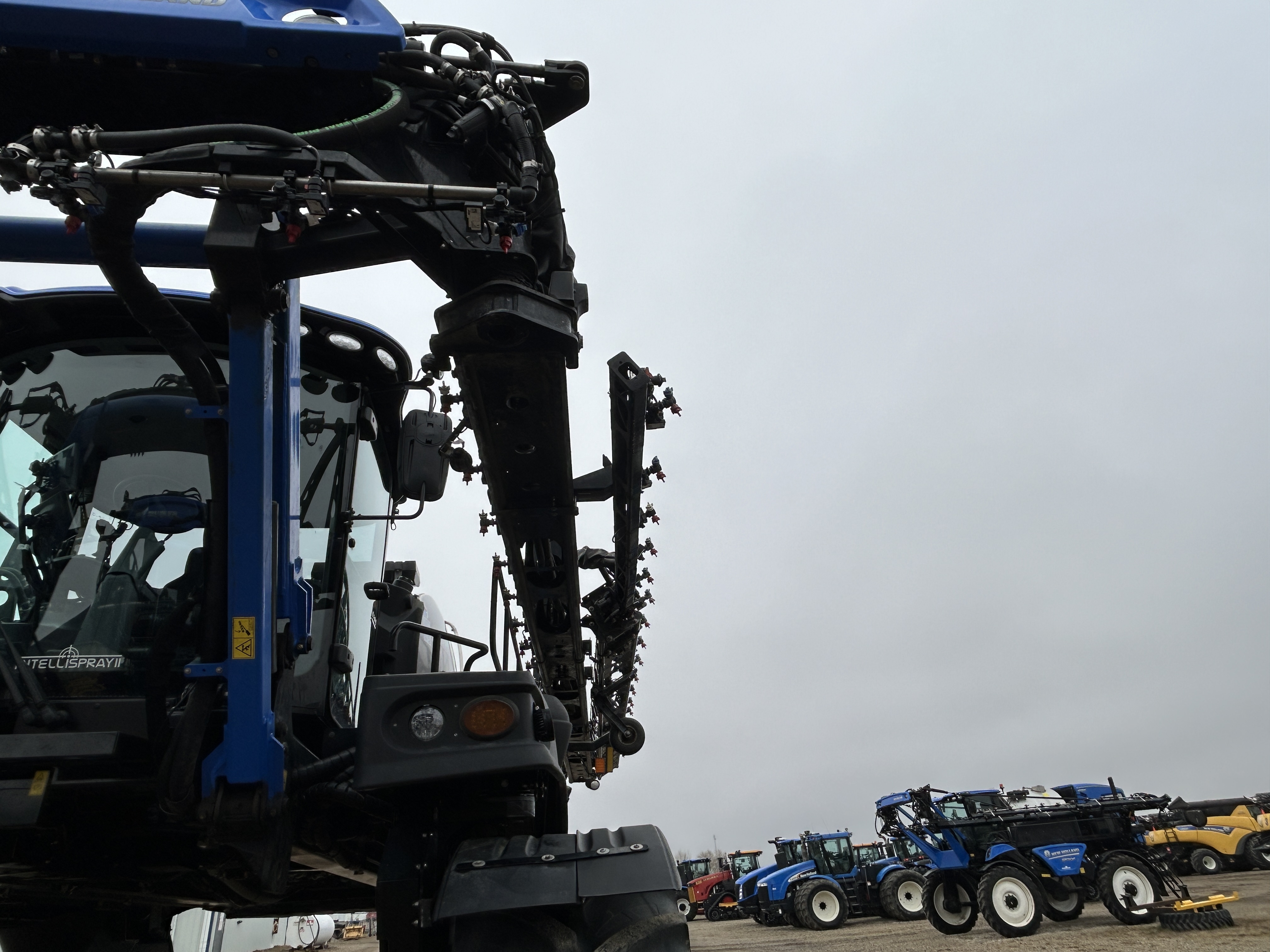 2024 New Holland SP.410F Sprayer/High Clearance