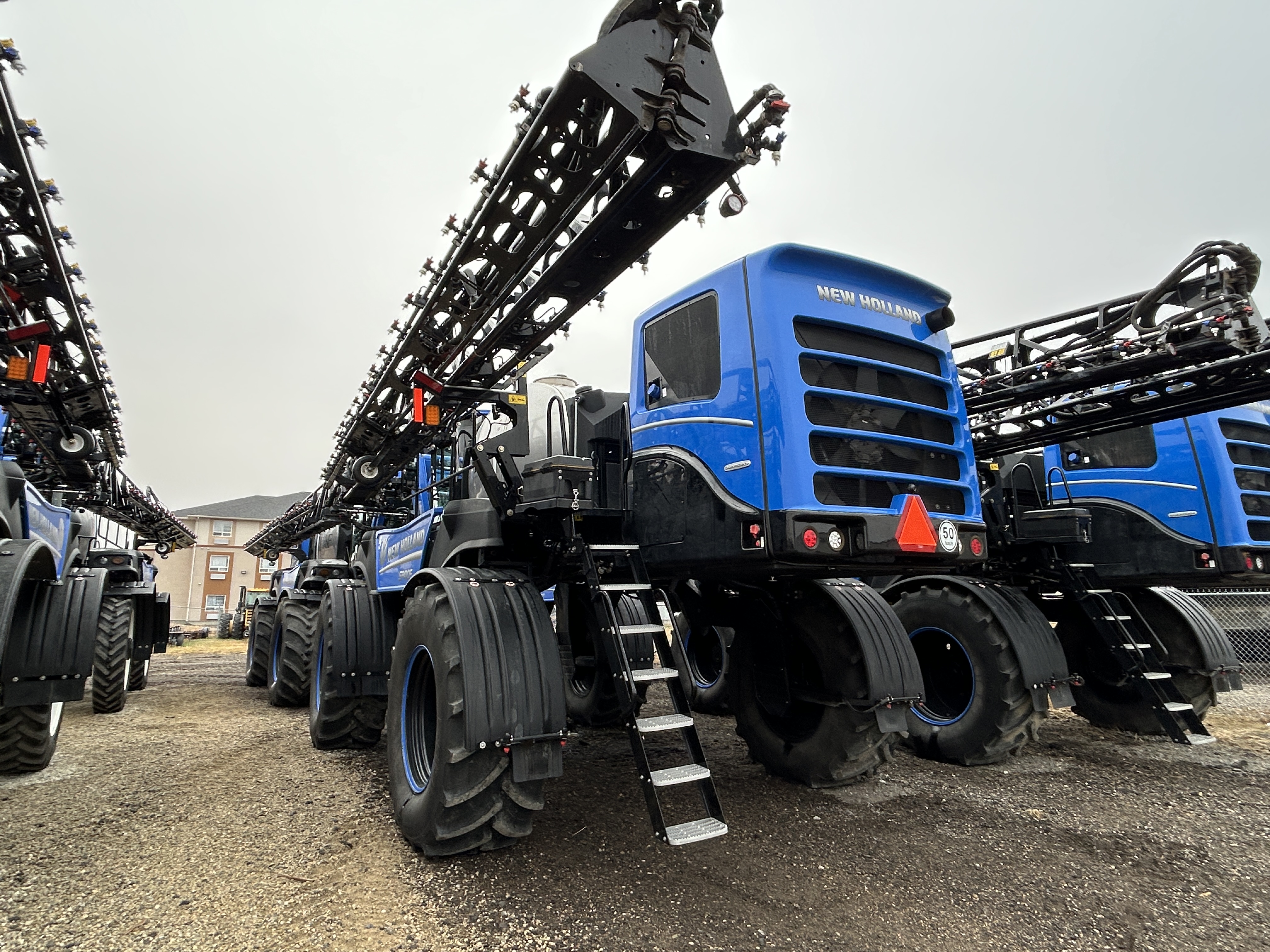 2024 New Holland SP.410F Sprayer/High Clearance