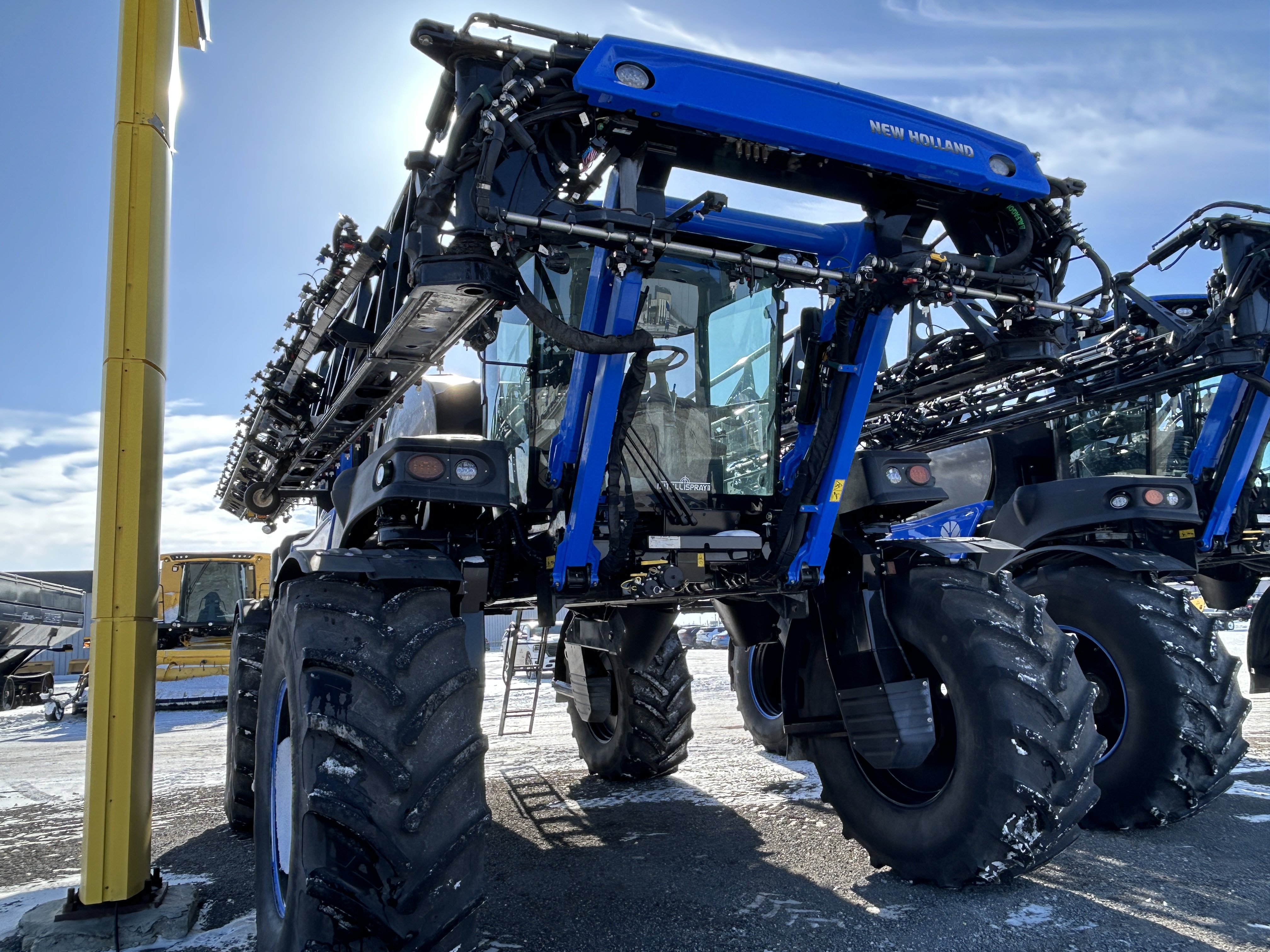 2024 New Holland SP.410F Sprayer/High Clearance