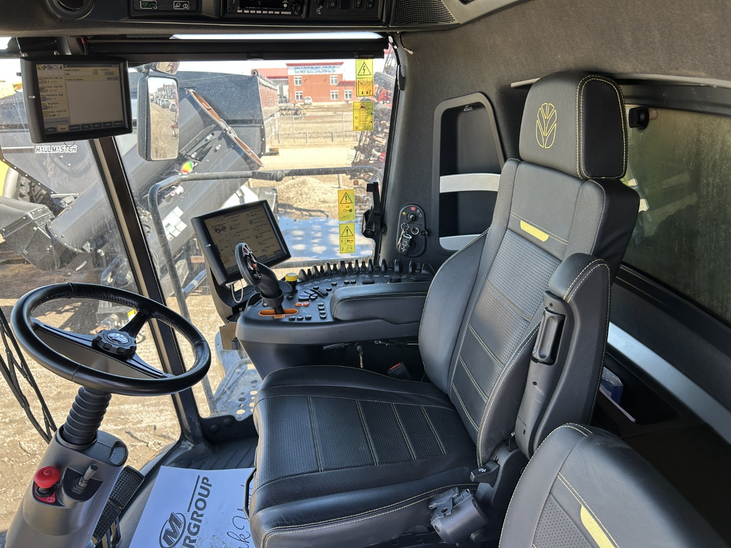 2024 New Holland CR8.90Z Combine