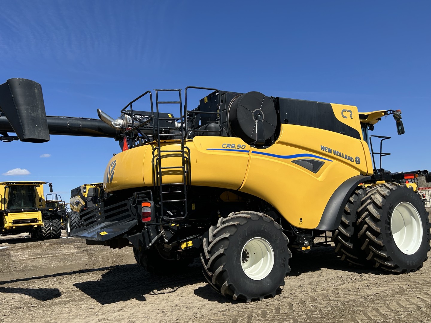 2024 New Holland CR8.90Z Combine