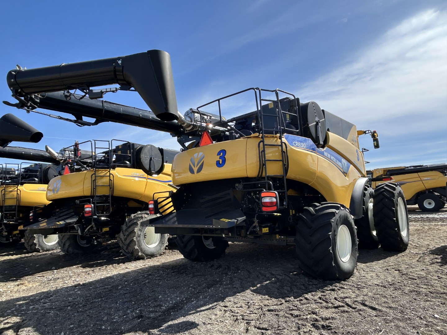 2023 New Holland CR8.90Z Combine