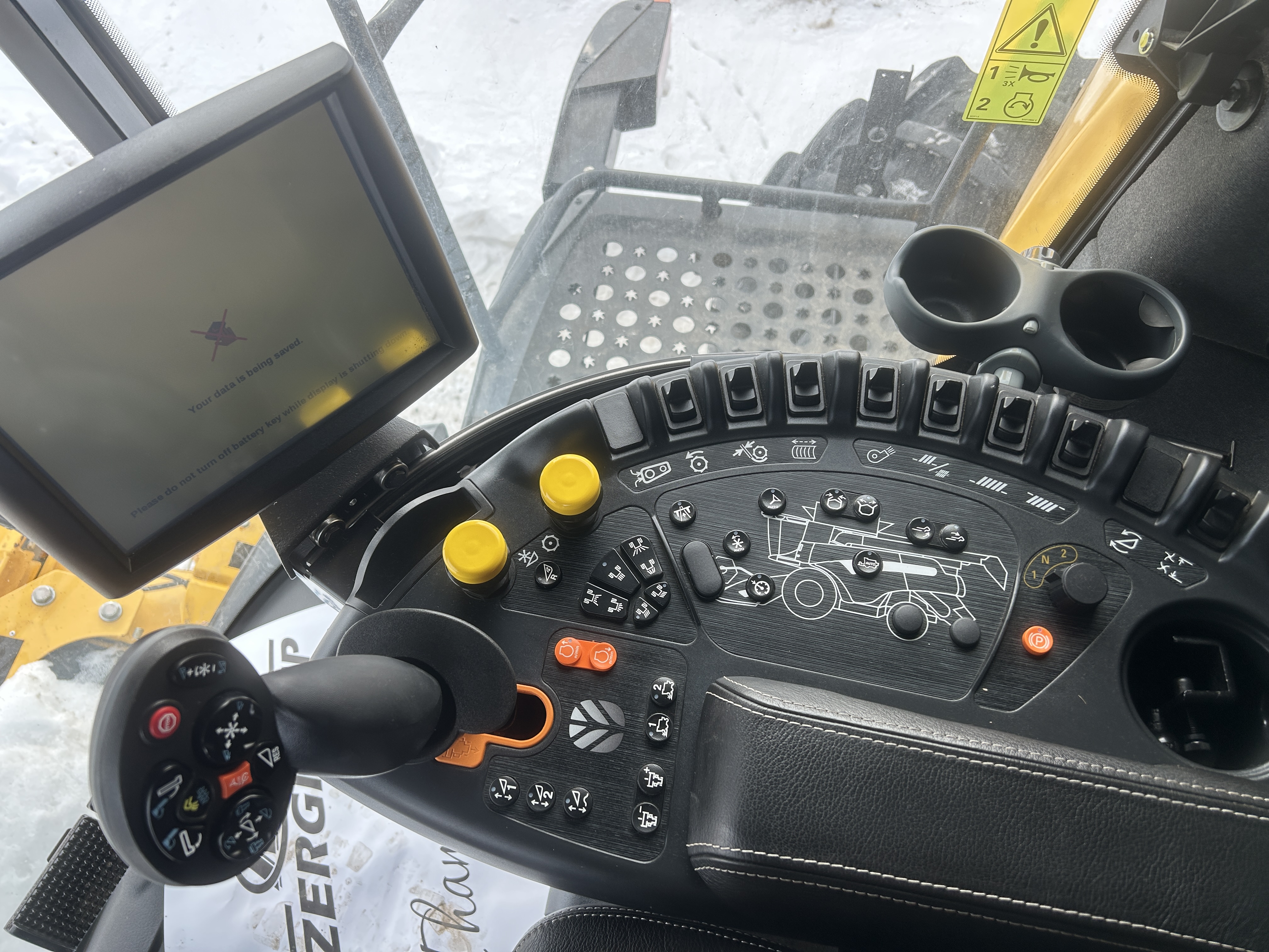 2023 New Holland CR9.90Z Combine