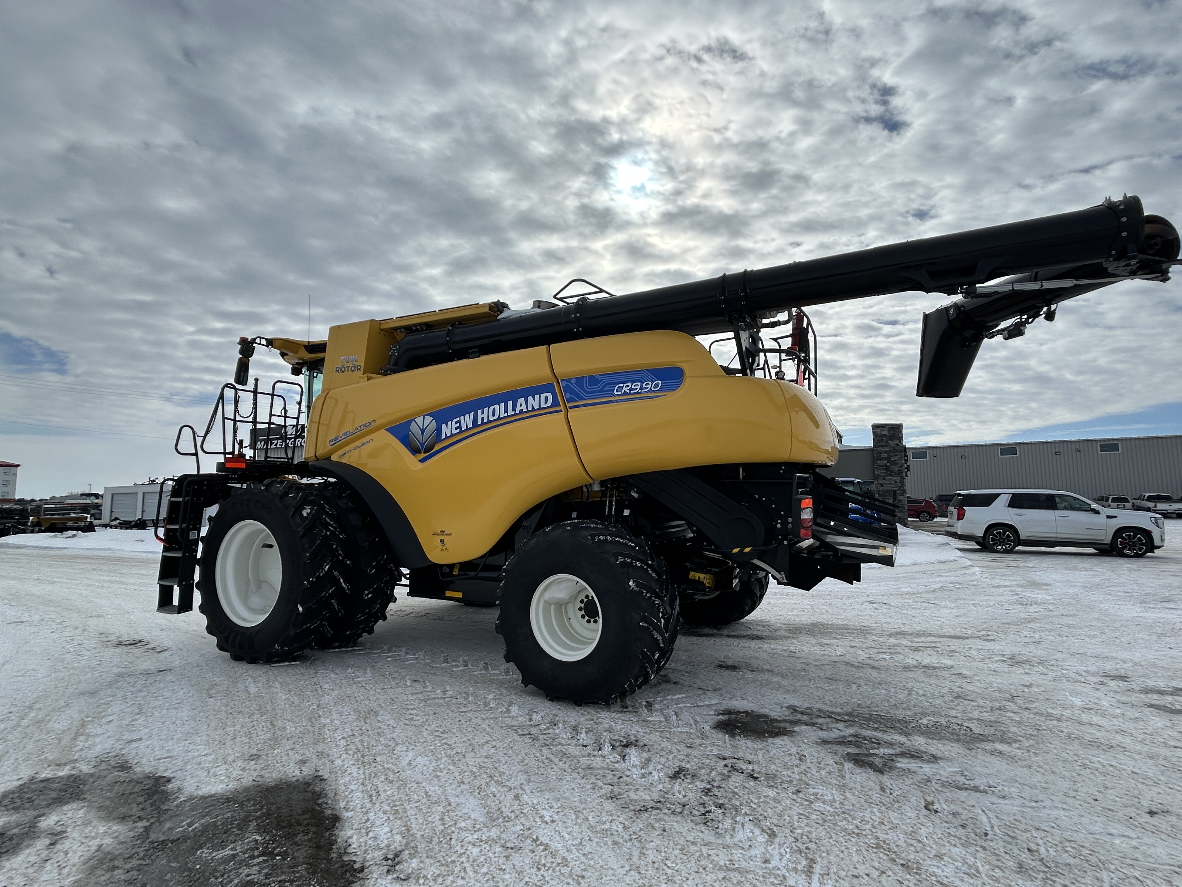 2023 New Holland CR9.90Z Combine